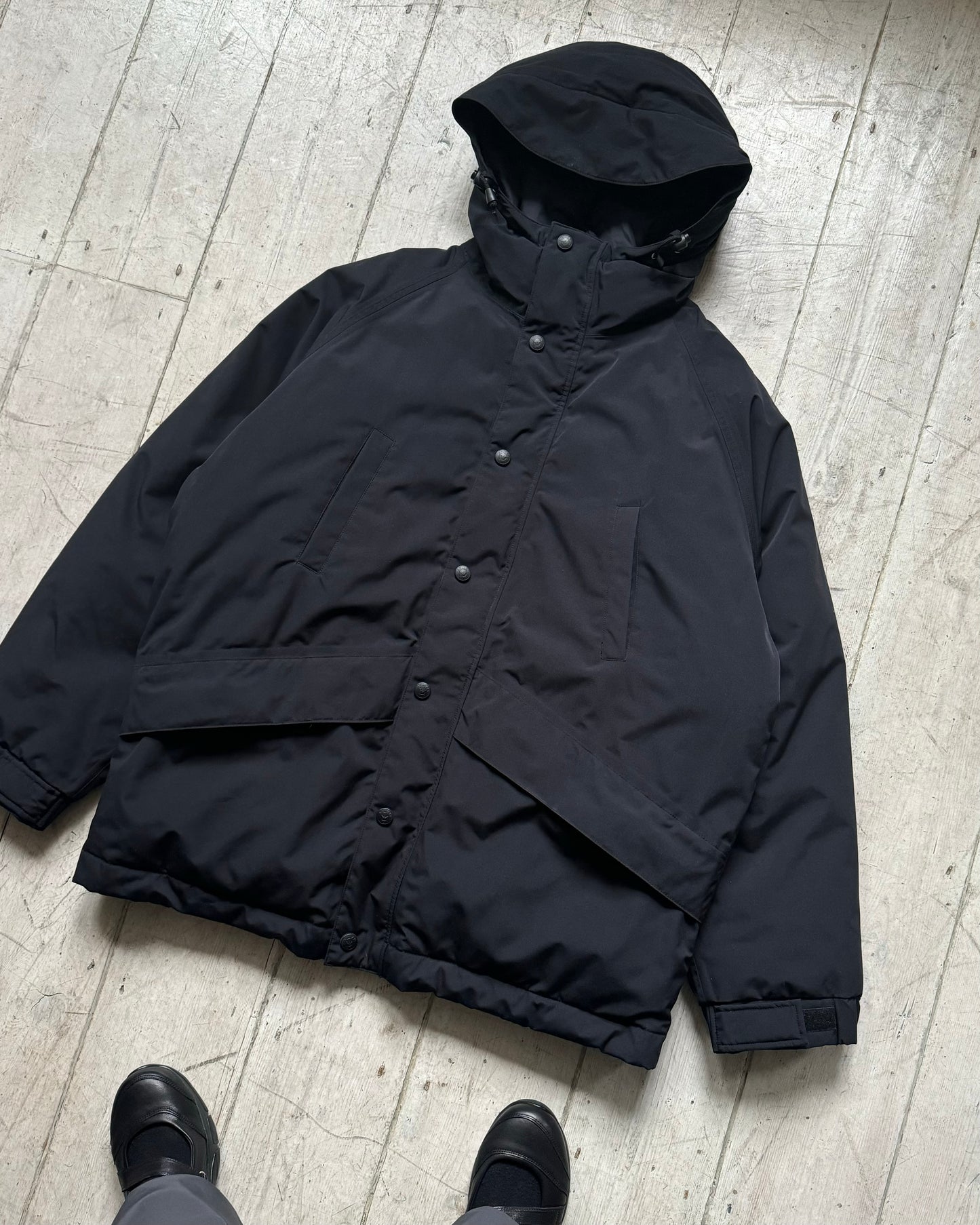 Early 2000s Black Padded Down Jacket / Parka (~XL~ )