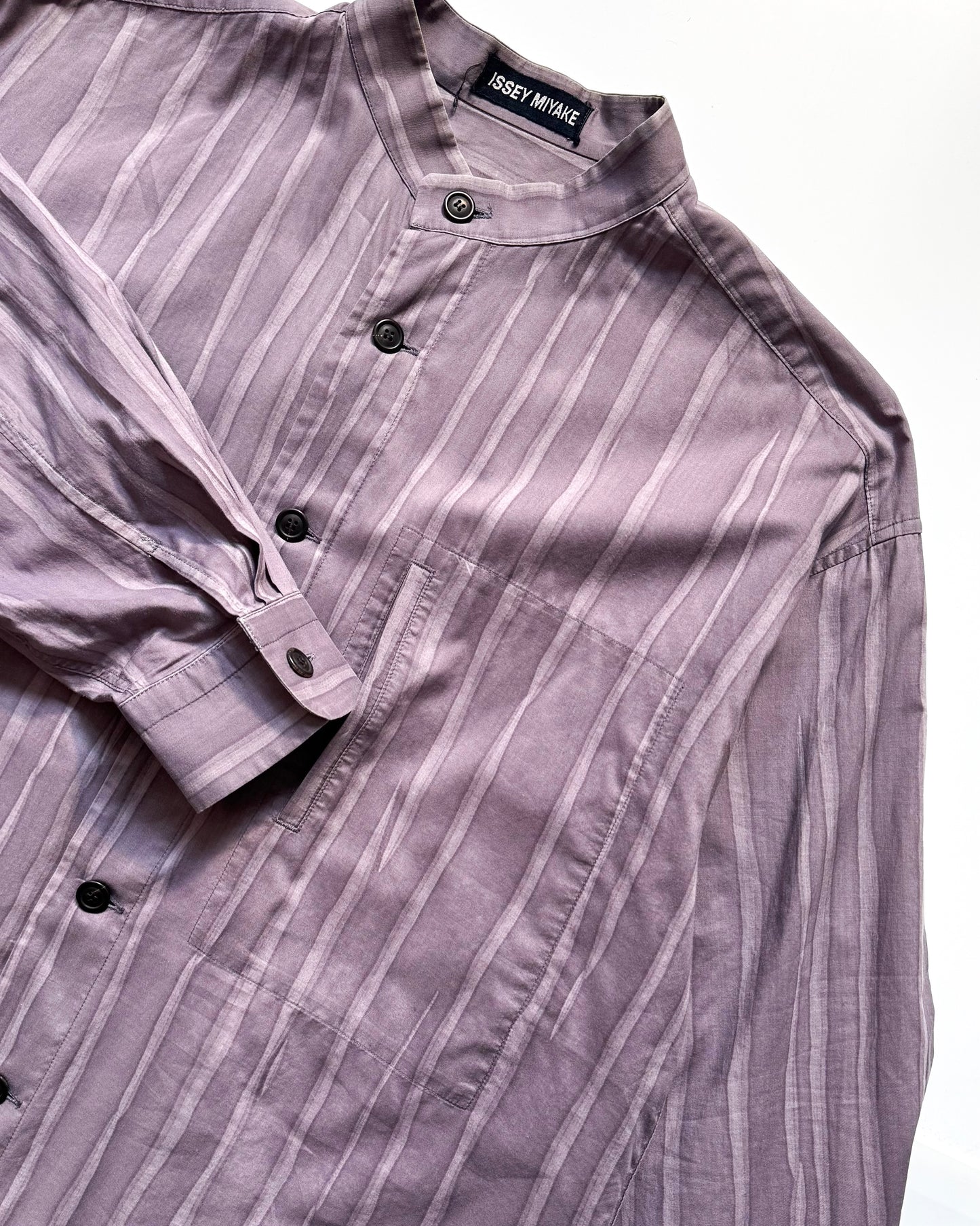 SS1995 Muted Lavender Stroke Style Abstract Stripe Henley Shirt  (S~M)