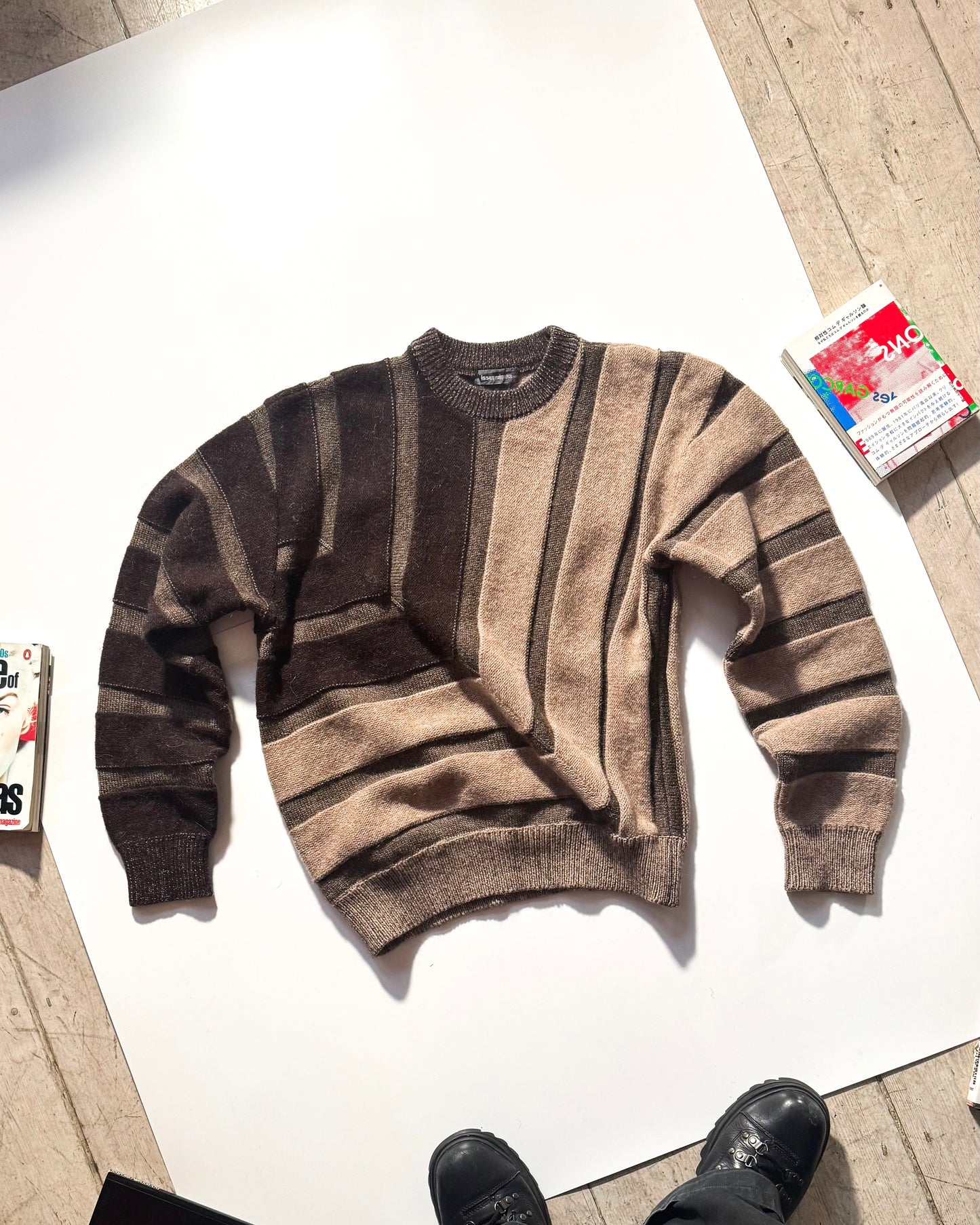 AW89 Asymmetrical 3-D Striped Contrast Segment Knit (~M~)