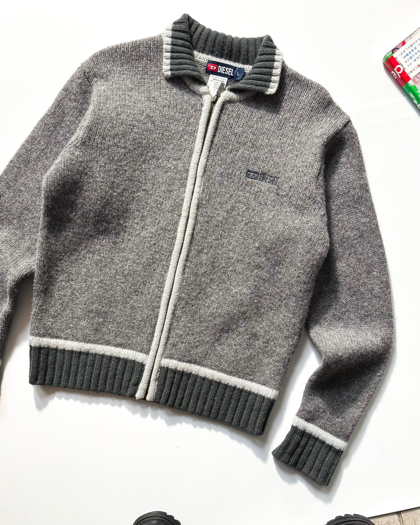 2000s Cold Grey  Zip Up Knit (M~L)