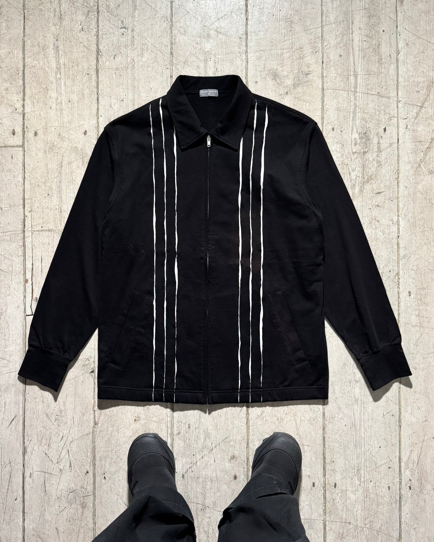 2001 Scratch / Rip Technique Panelled Black Zip Up Jacket (~M~)