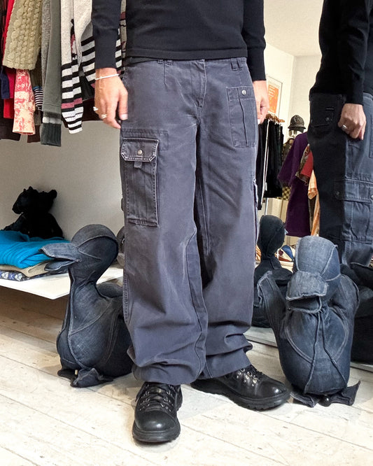 Early 2000s Washed Navy Asymmetrical Patch Pocket Cargo Pants (31~33)