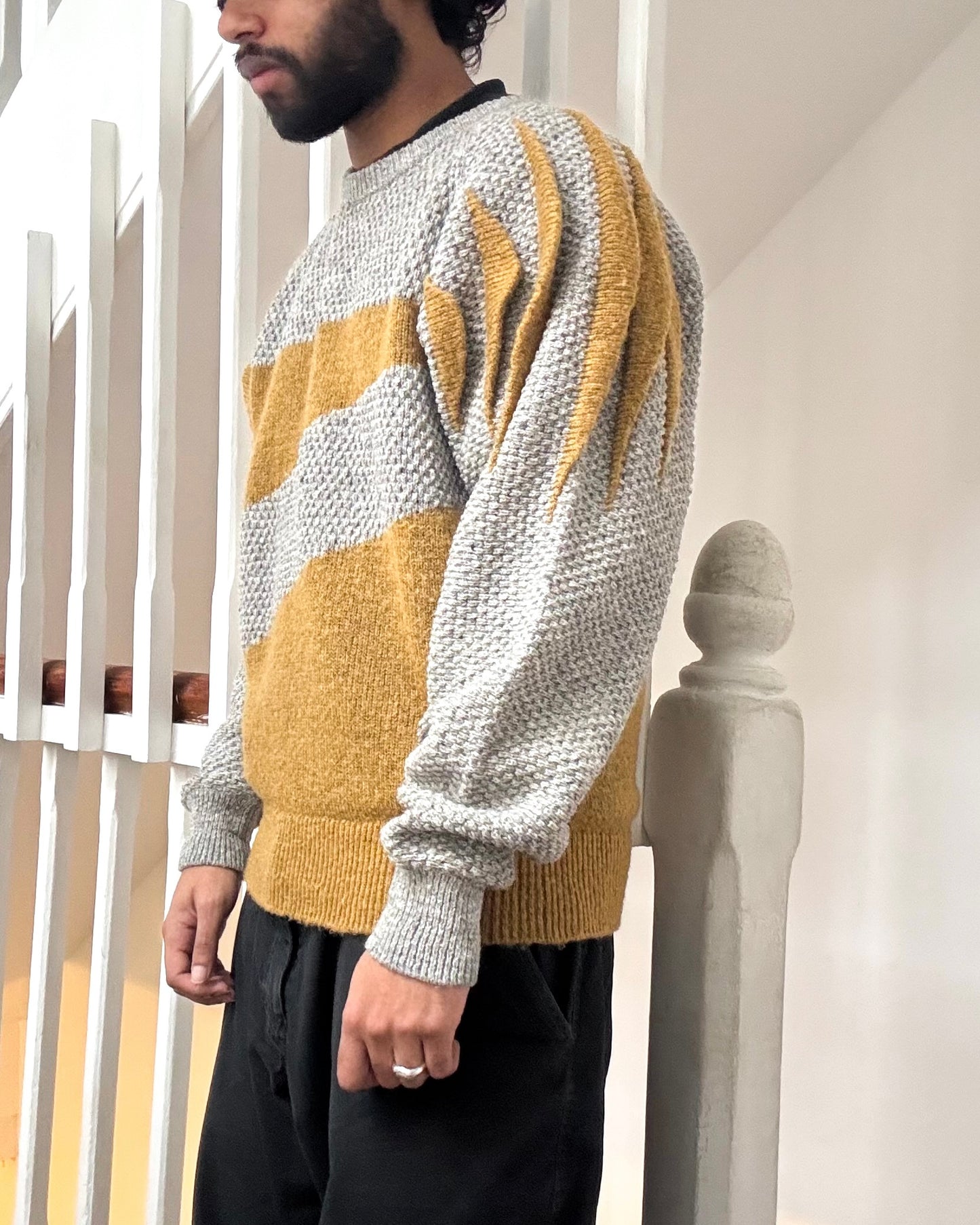 80s Mustard / Grey 3-D Shoulder Blade Panel Zig Zag Knit (M~L)