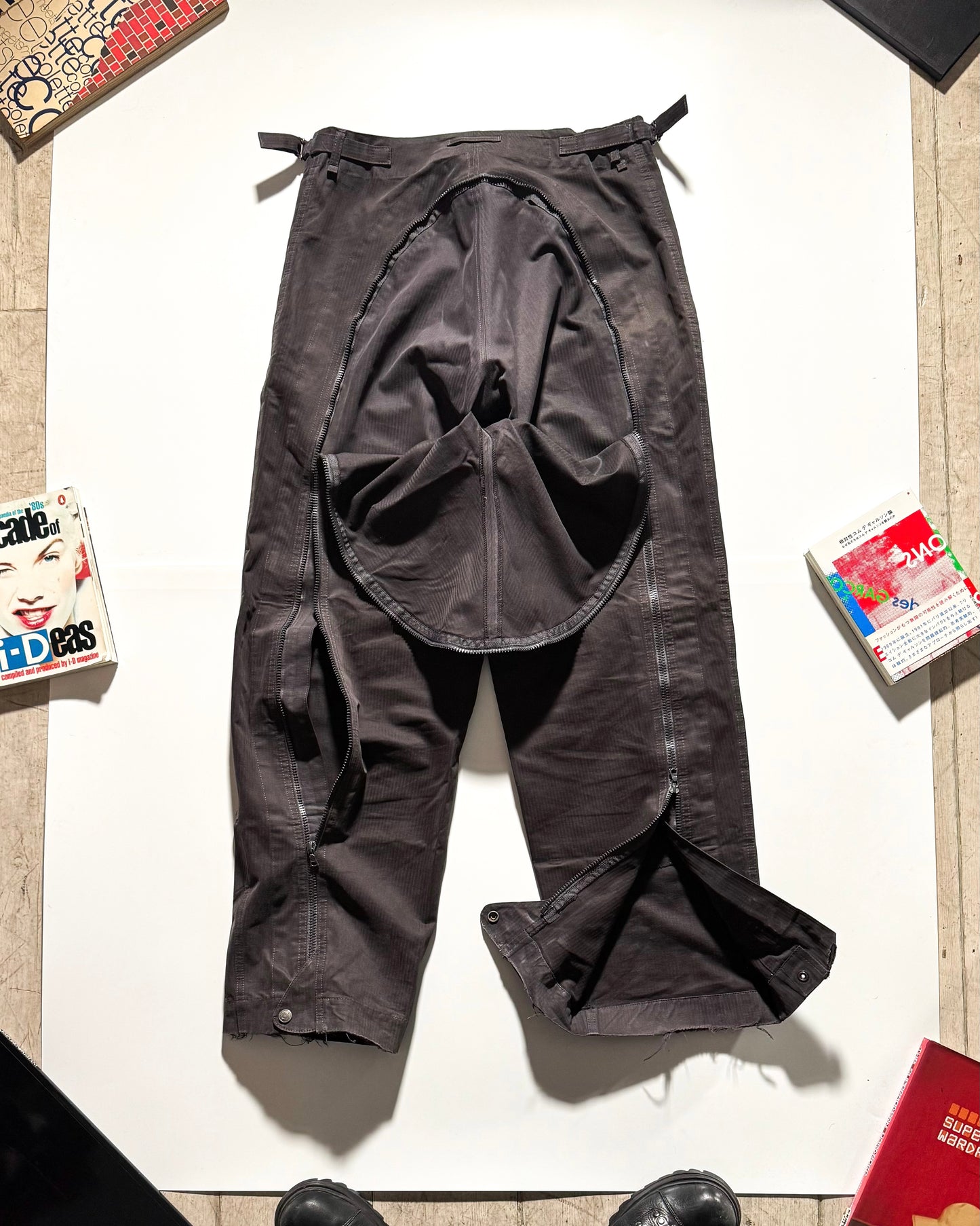 90s  Brown Tonal Striped Asymmetrical Back Zip Cargo Pants (30~32)