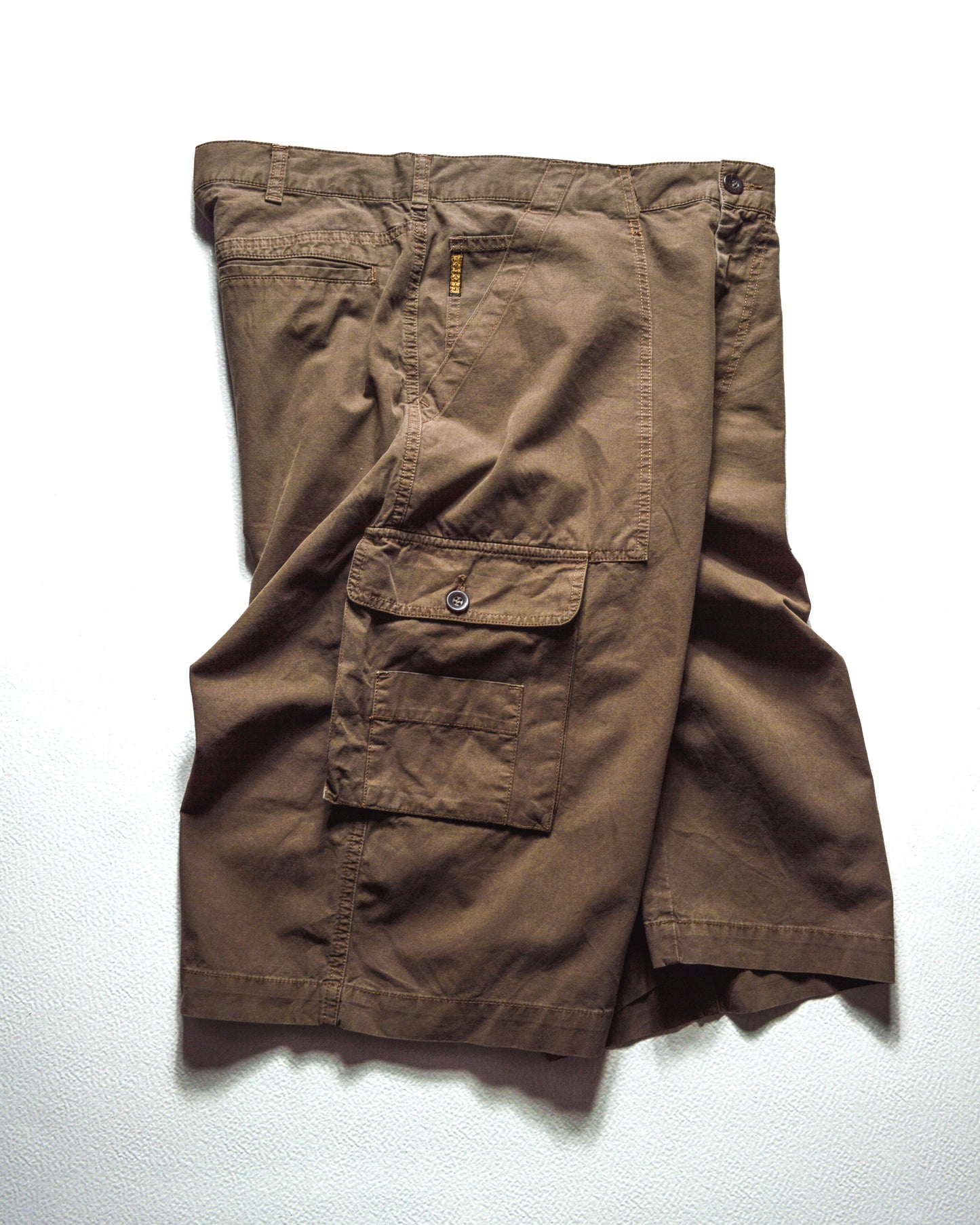 Early 2000s Brown Asymmetrical Brown Baggy Cargo Shorts (36)