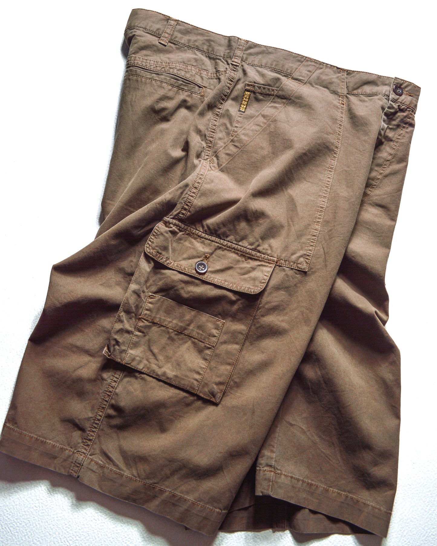 Early 2000s Brown Asymmetrical Brown Baggy Cargo Shorts (36)