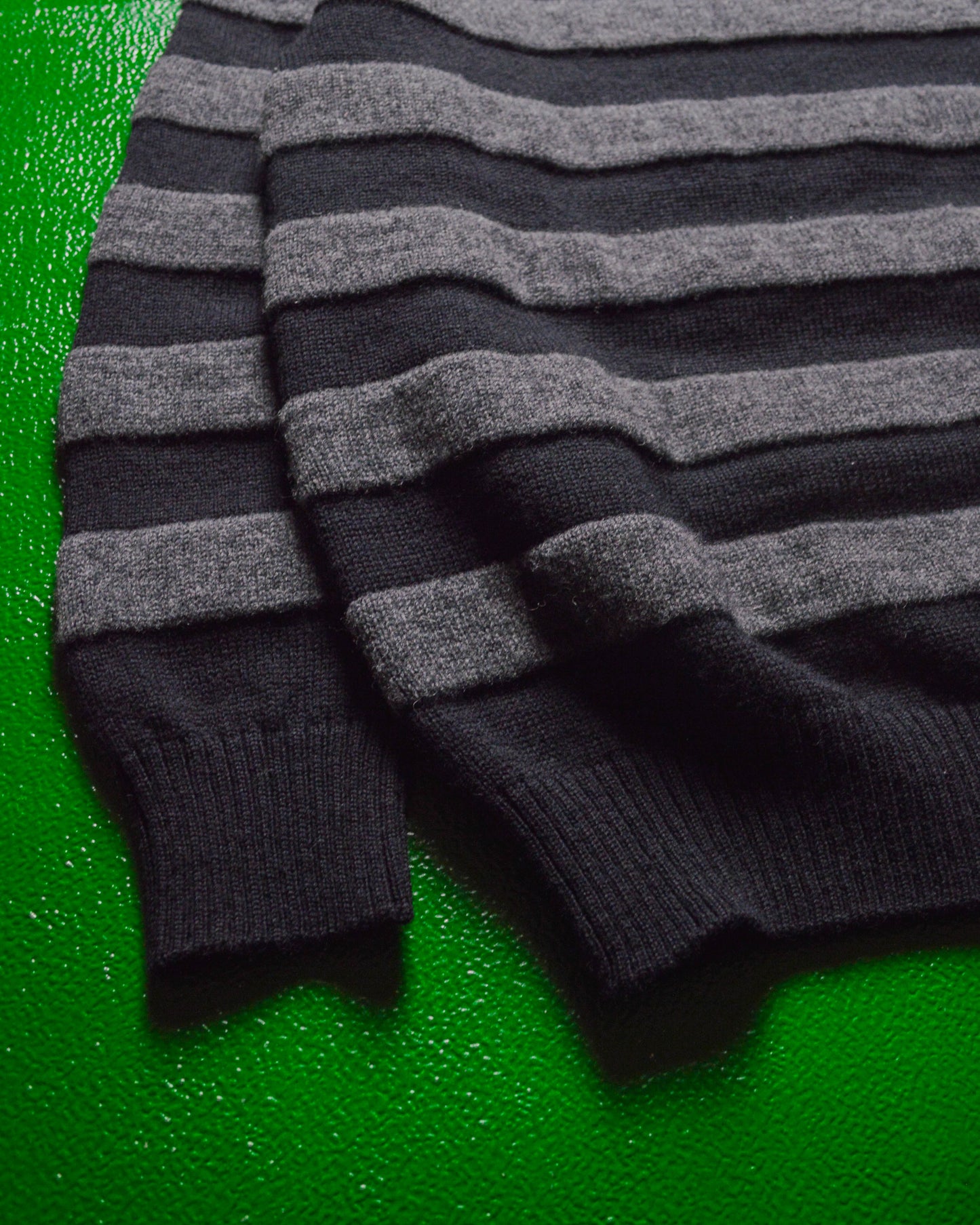 3-D Striped Black Grey Knit Jumper (~M~)