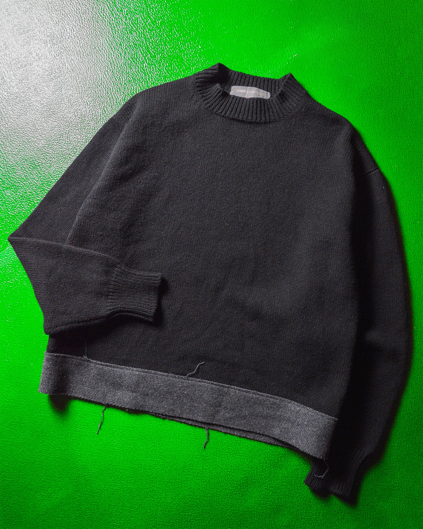 1995 Black / Grey Contrast  Raw Waist Band Knit Jumper (~M~)