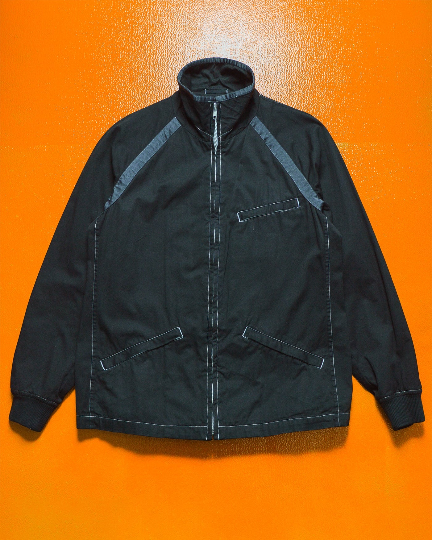 2000 Garment Dyed Contrast Stitch Shoulder Trim Applique Jacket (~M~)