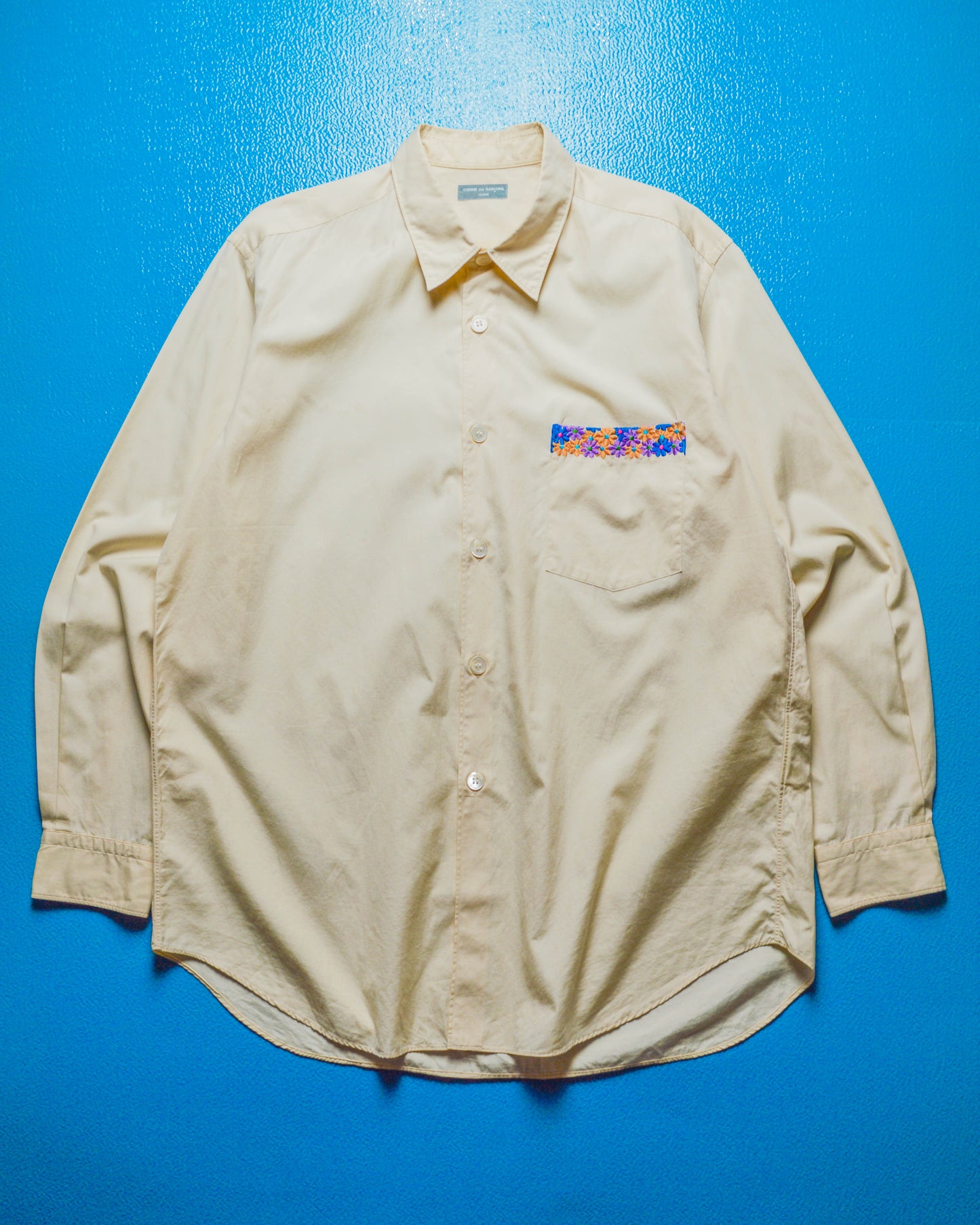 2001 Cream Floral Trim Appliqué Shirt (~L~)