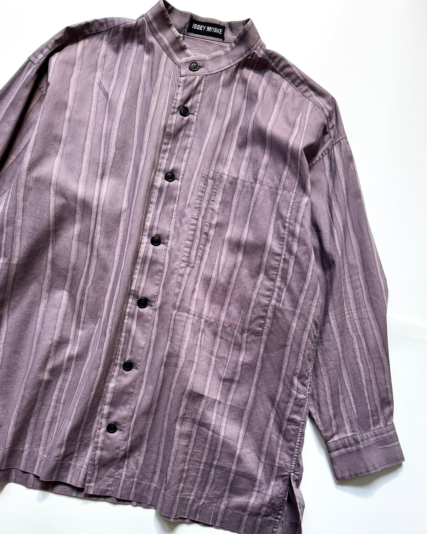SS1995 Muted Lavender Stroke Style Abstract Stripe Henley Shirt  (S~M)