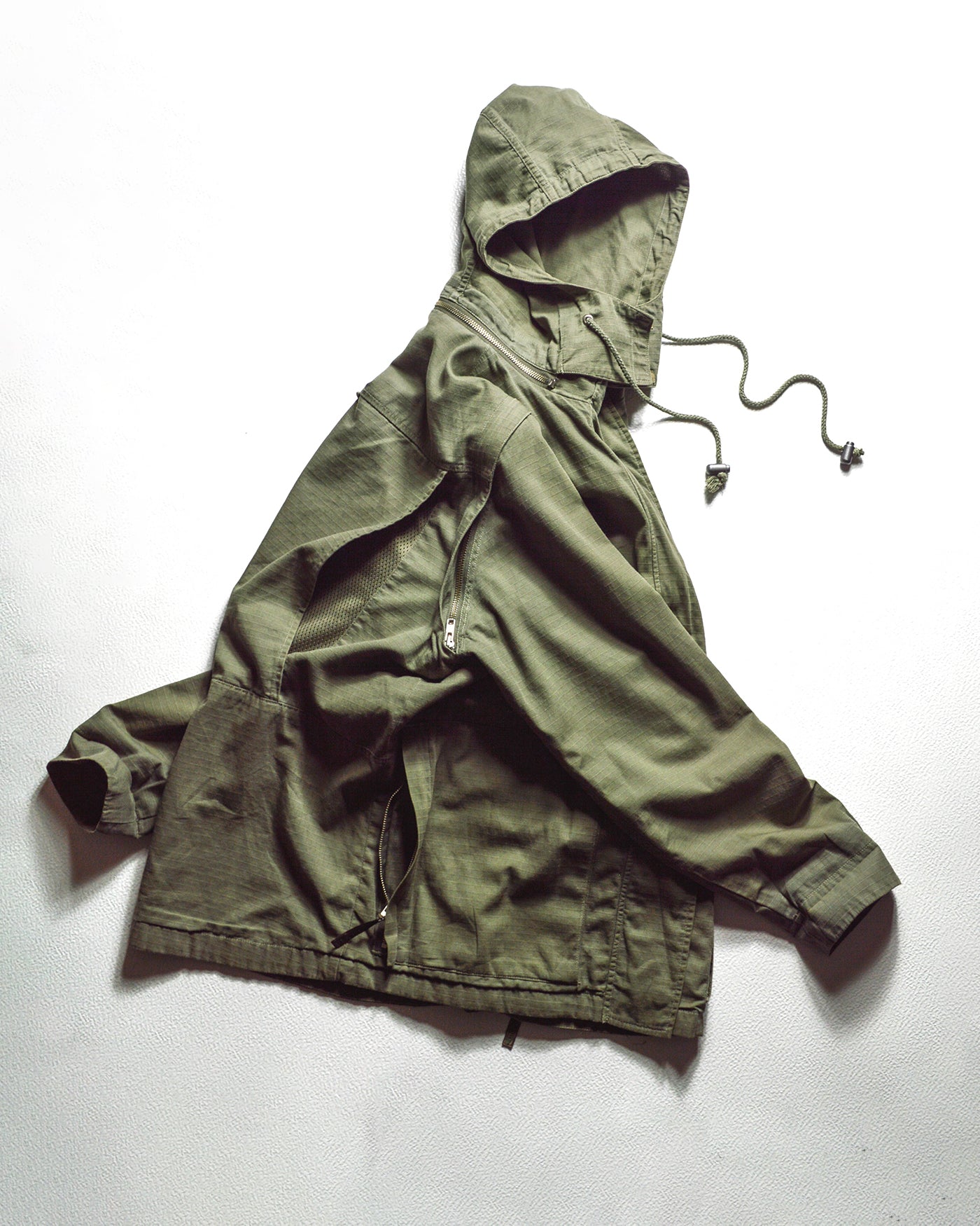 Early 2000s Active Ripstop Green Military Style Detachable Sleeve Jacket (M~L)