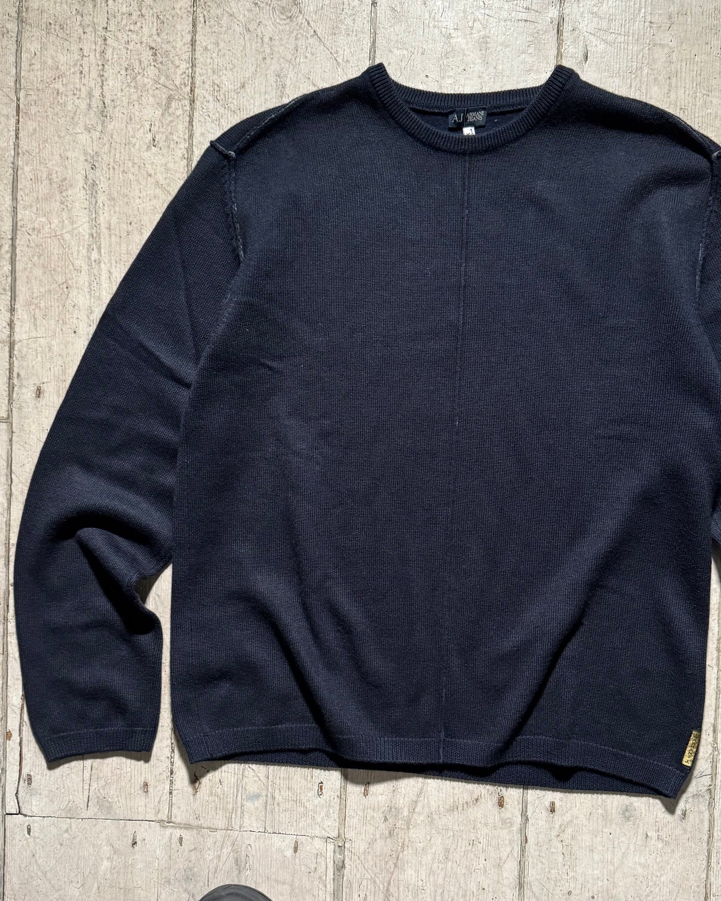 Early 2000s Navy Centre Seam Jumper (~M~)