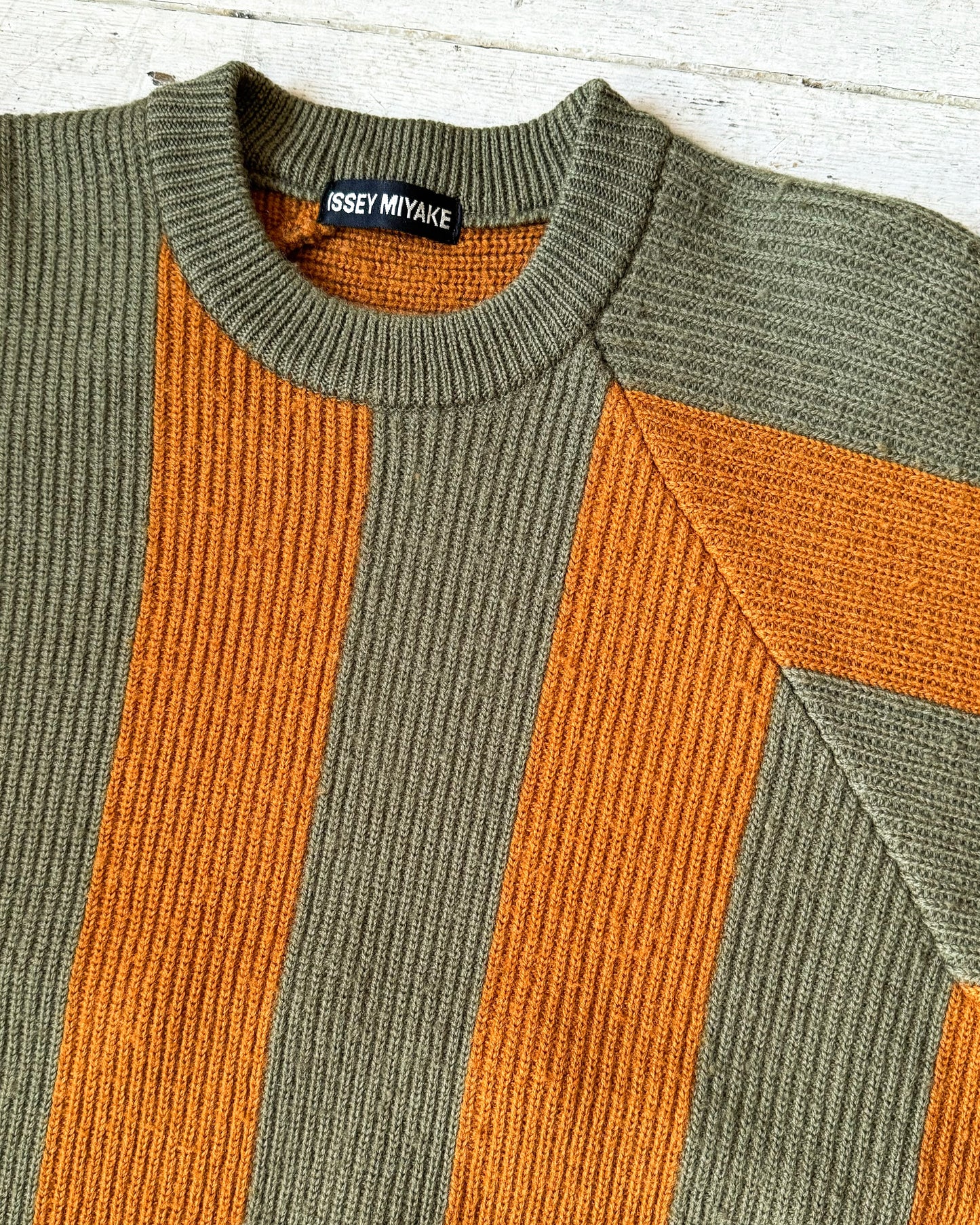 SS1992 Sage / Orange Diagonal Striped Asymmetrical Single Raglan Knit Jumper (~L~)