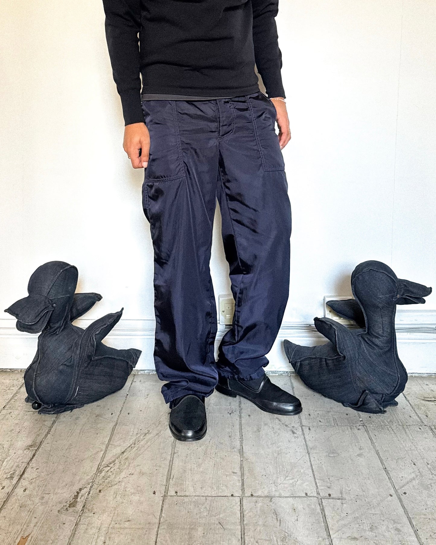 Early 2000s Shimmering Navy Contrast Stitch Tech Pants (30~32)