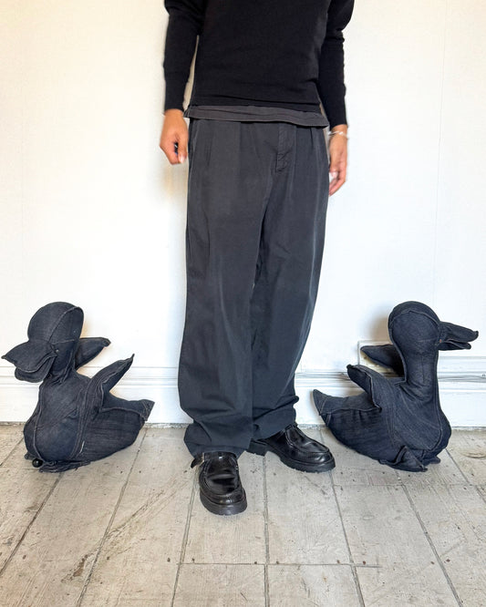 90s Pleated Washed Black / Deep Navy Trousers (30~32)