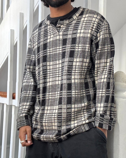 Grey / Black Check Longsleeve Henley Top (~L~)