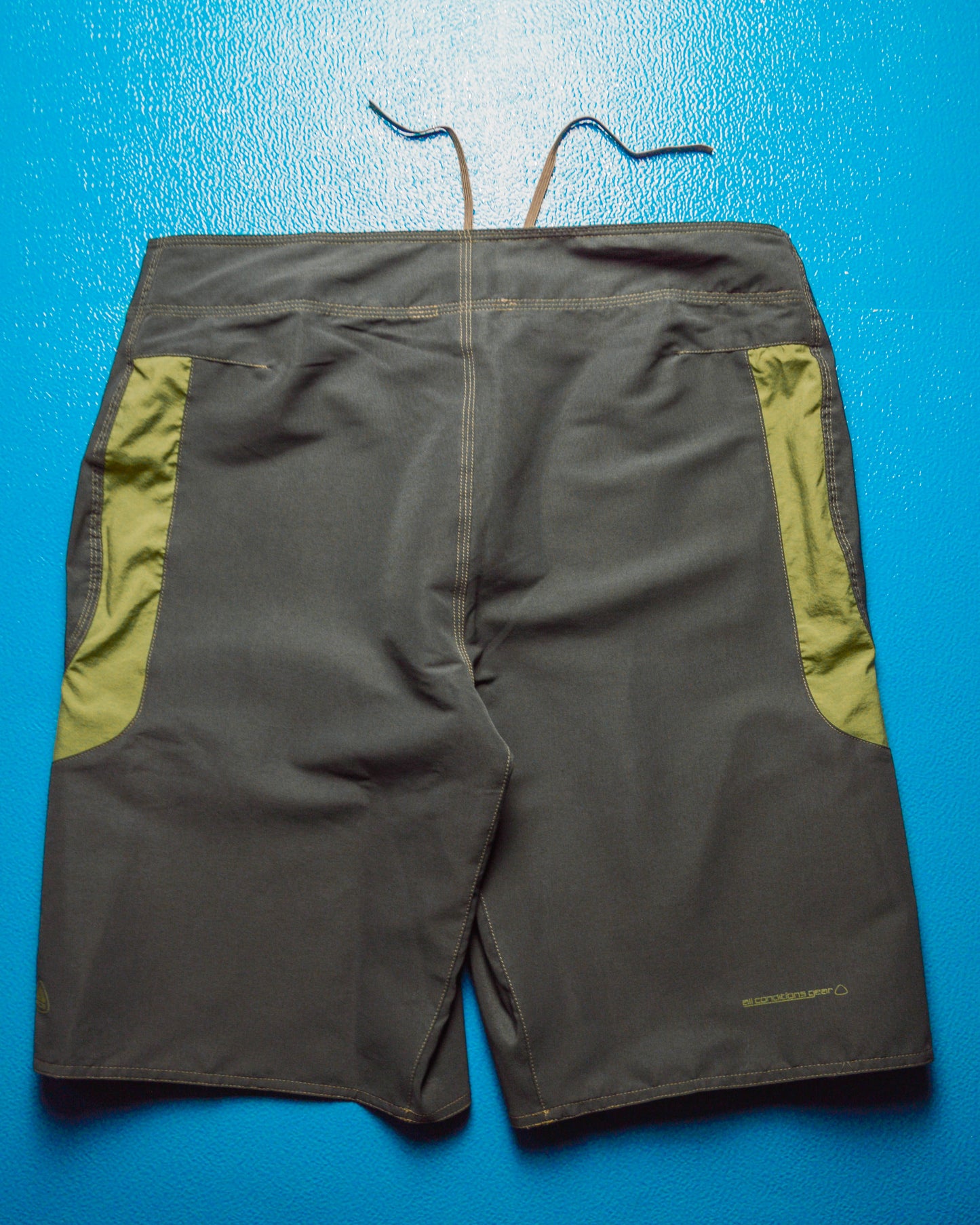 Spring 2004 Grey Green Panelled Strip Pocket Board  Shorts (~36~)