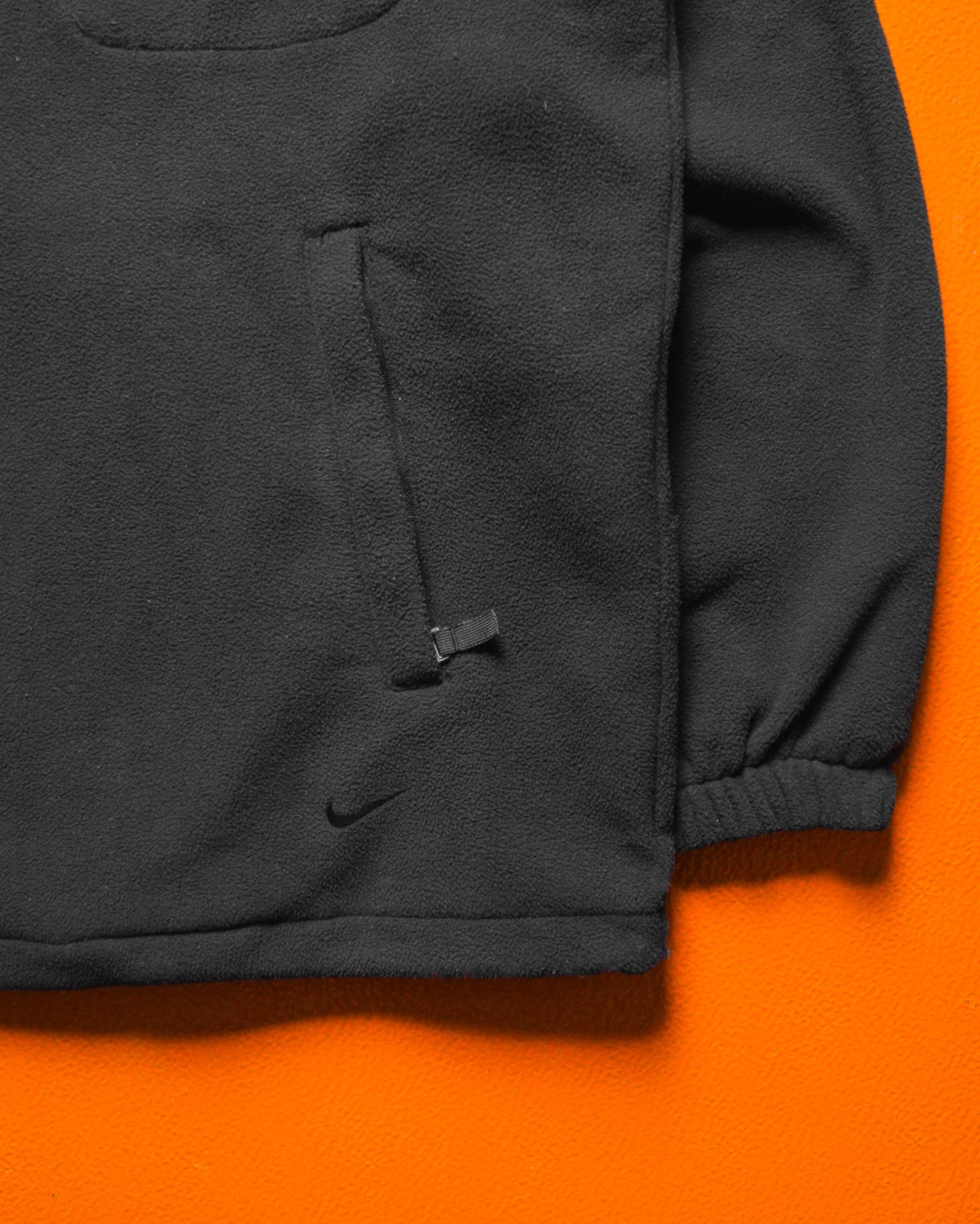 Fall 2000 Tonal Black Quarter Zip Fleece Pullover (M~L)