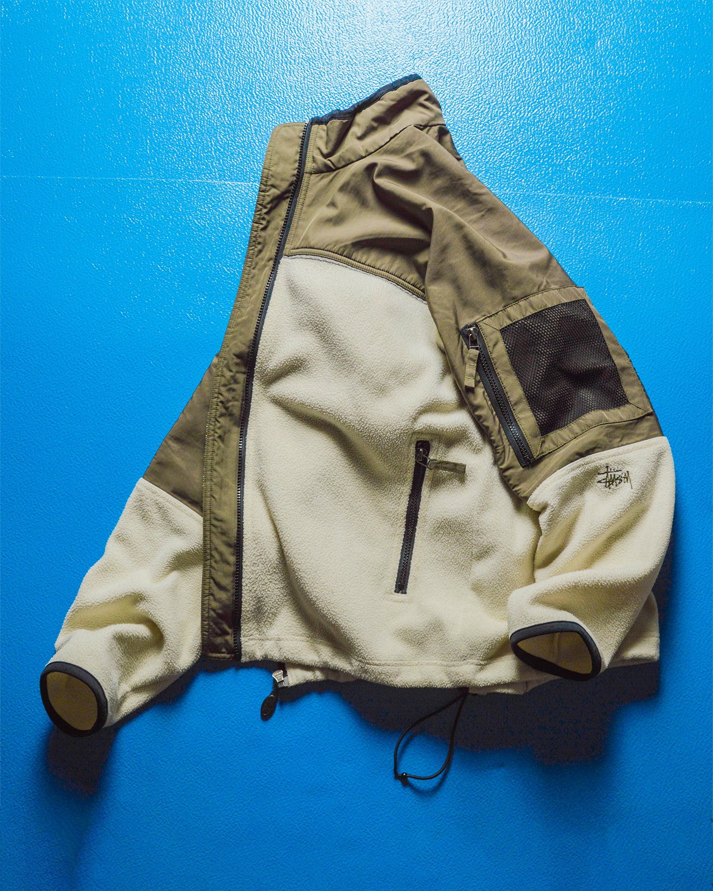 1999 Cream Olive Panelled Fleece (~M~)