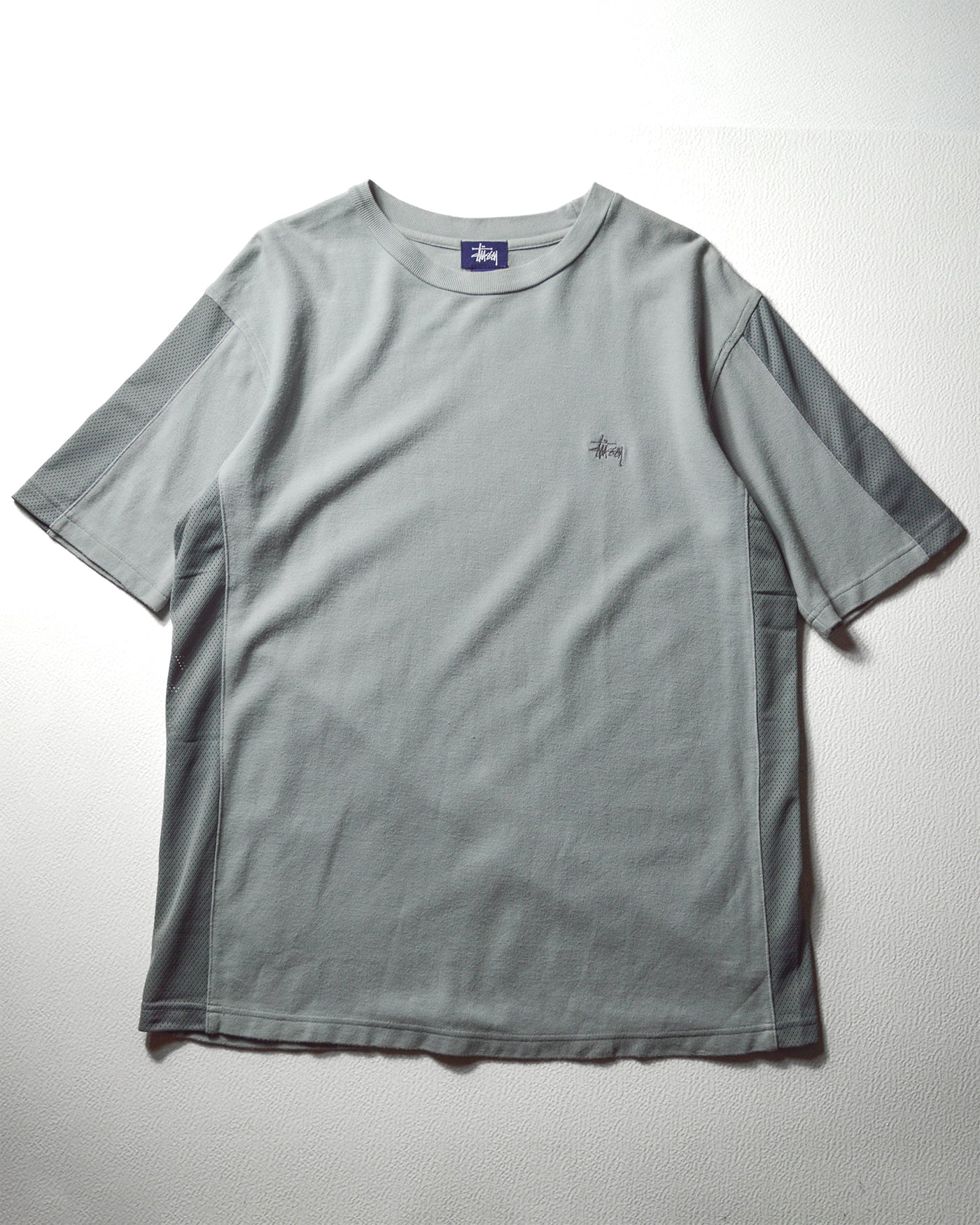 Early 2000s Grey Side Mesh Panelled T-shirt (~L~)