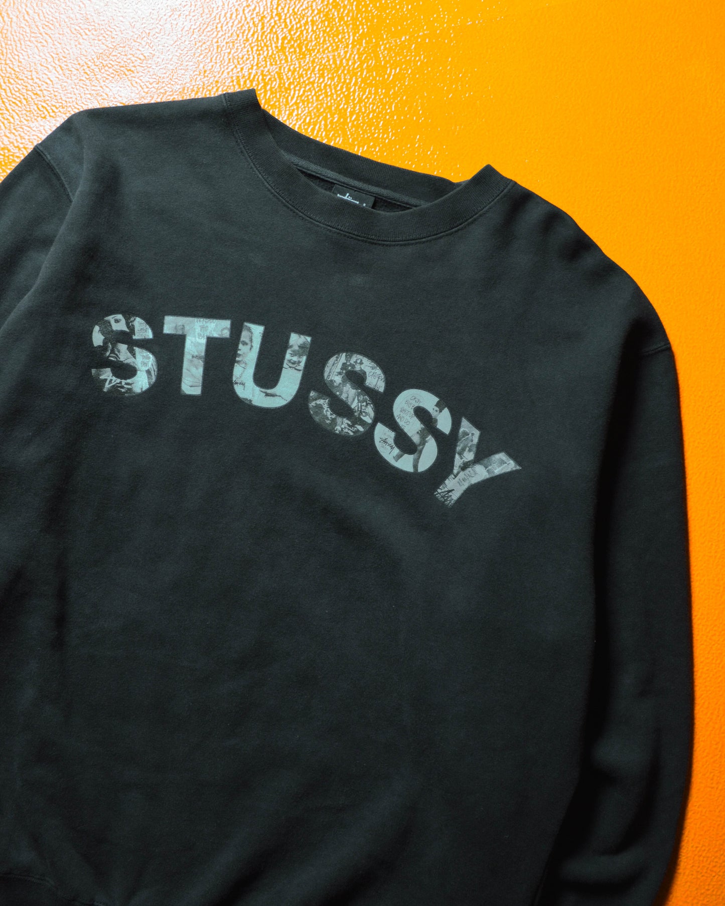 Mid 2000s Black Photo Campaign Logo Jumper (M)