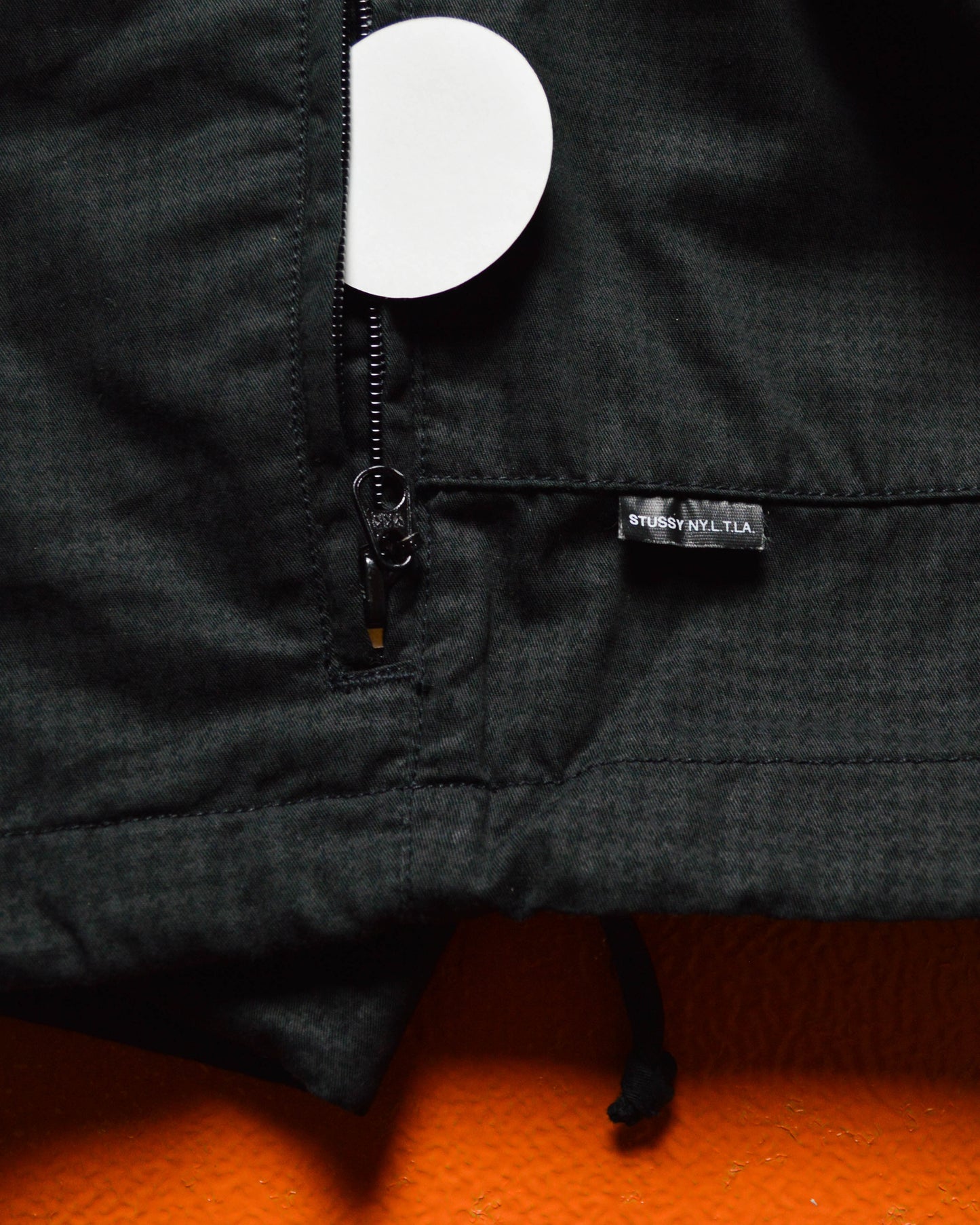 Tonal Black Houndstooth Pattern Side Pocket Cargo Shorts ( 30 & 32)