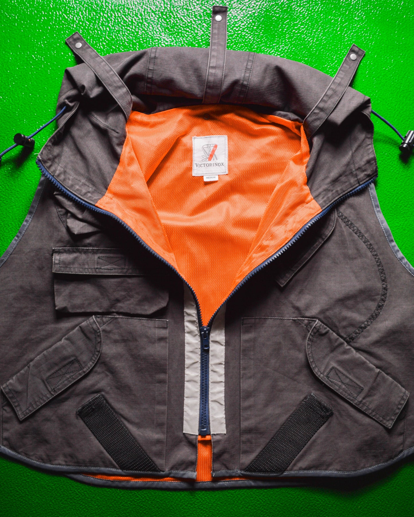 Tactical Multi-Pocket Concealable Hooded Cropped Vest; (~M~)