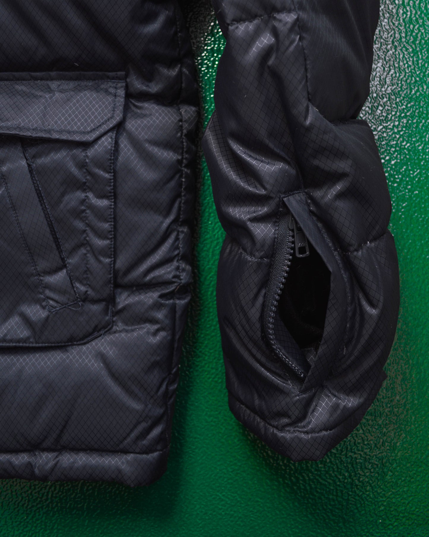 Stussy Navy Ripstop Multi-compartment Tactical Puffer Jacket (~M~)