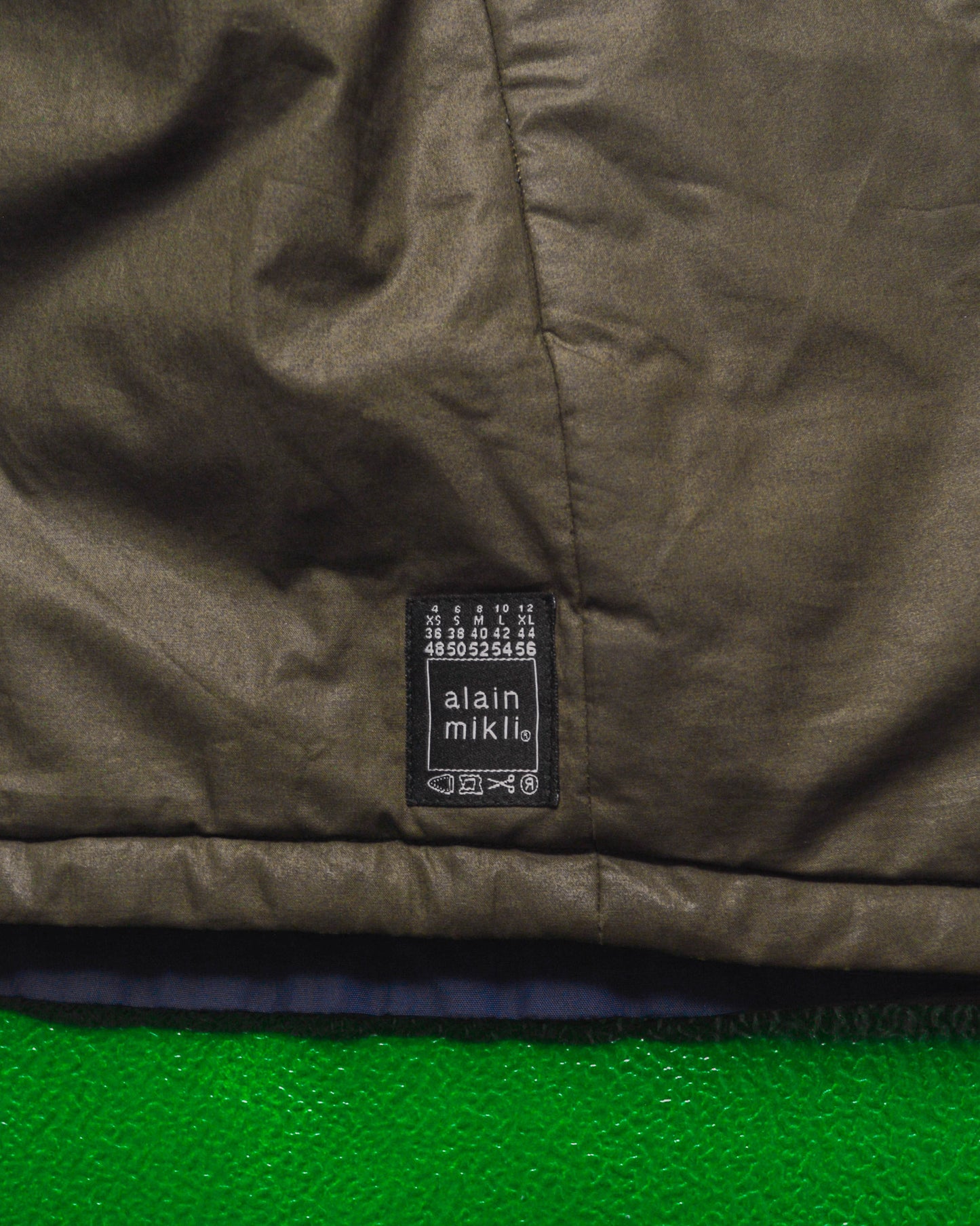 Reversible Navy  Olive Brown Vest (M)