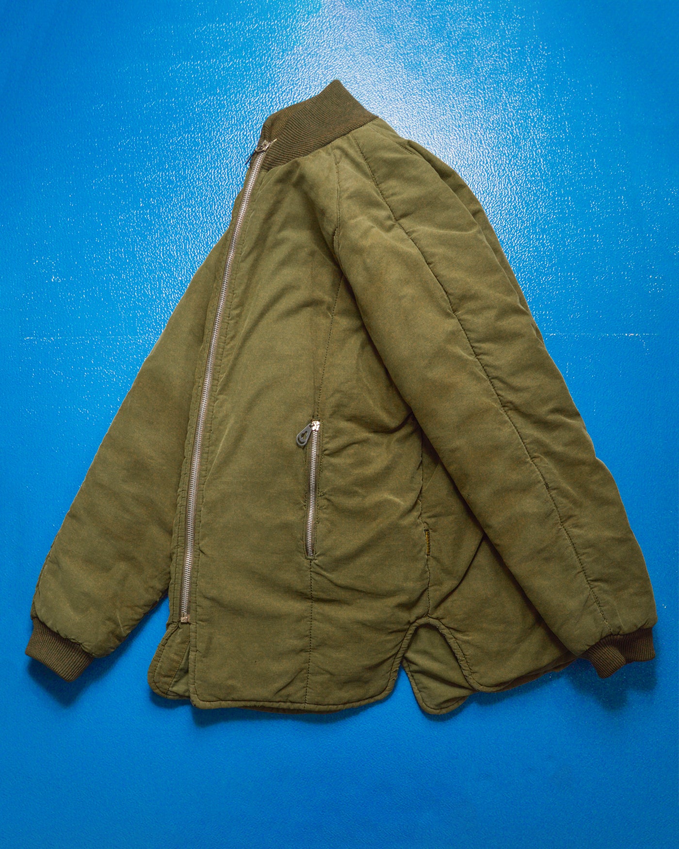 90s Olive Green Oversized Military Style Padded Bomber Jacket (~L~)