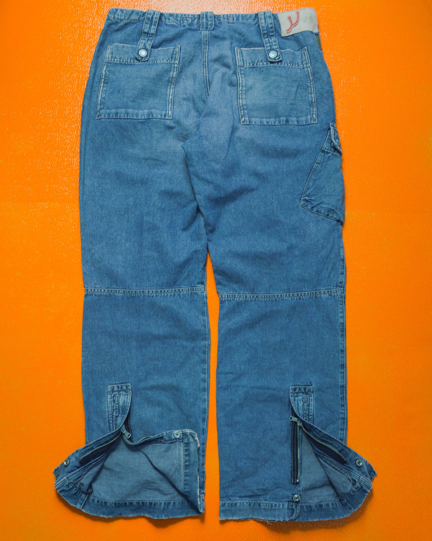 Early 2000s Relaxed Asymmetrical Pink Tinted Blue Denim Cargo Pants (36)