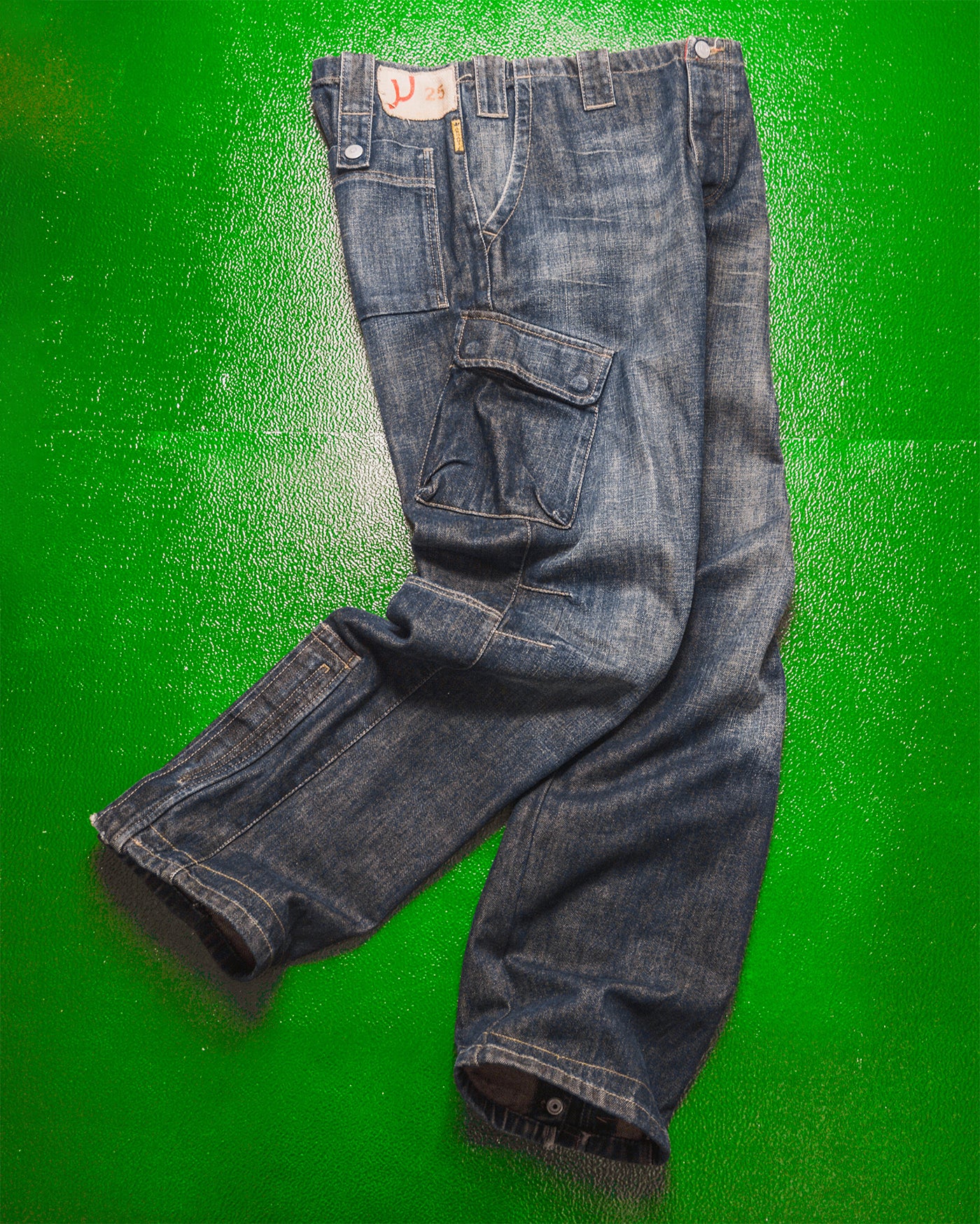 Relaxed Asymmetrical Dark Wash Blue Denim Cargo Pants (33)