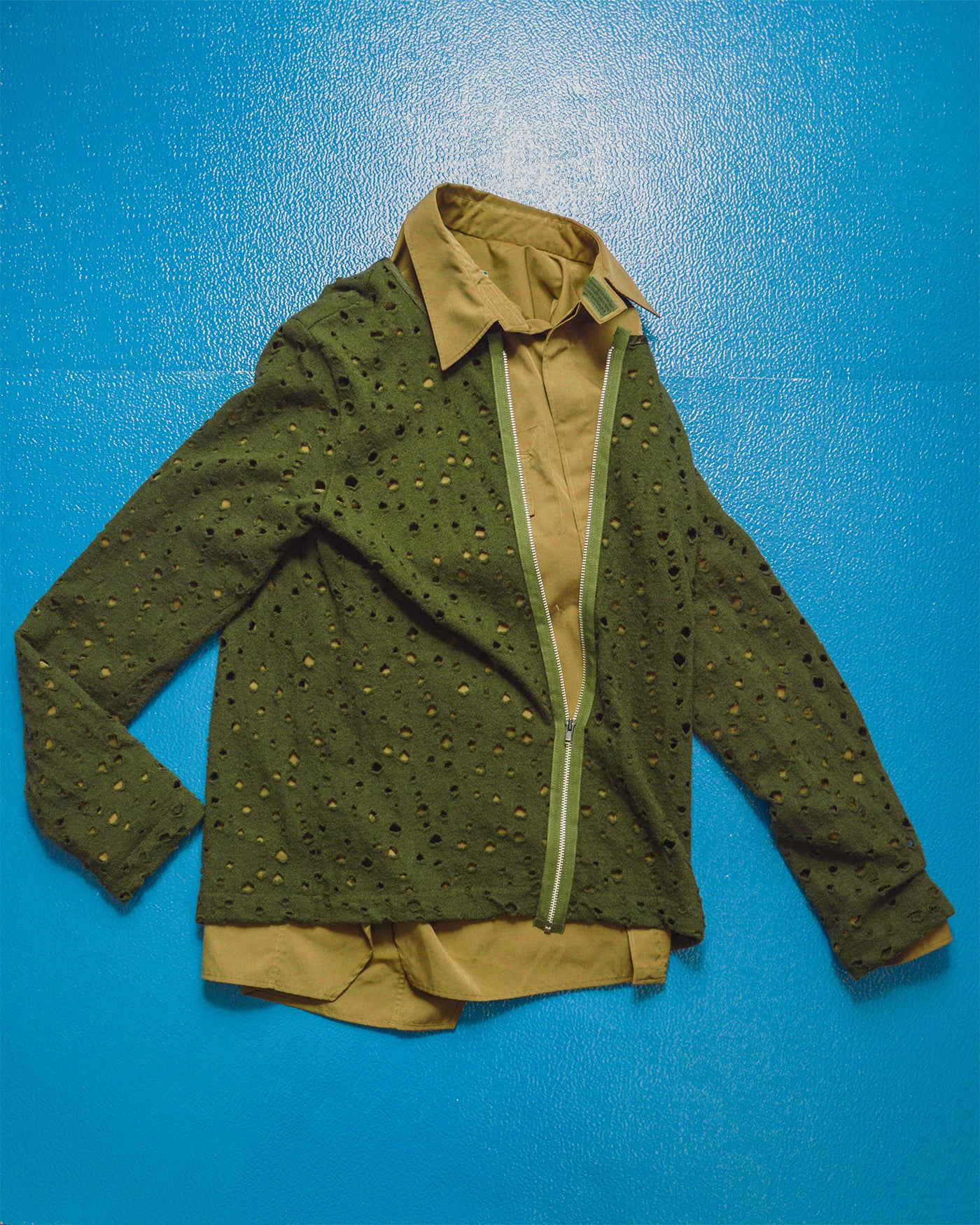 Distressed Holes Green Zip Up Cardigan (~M~)