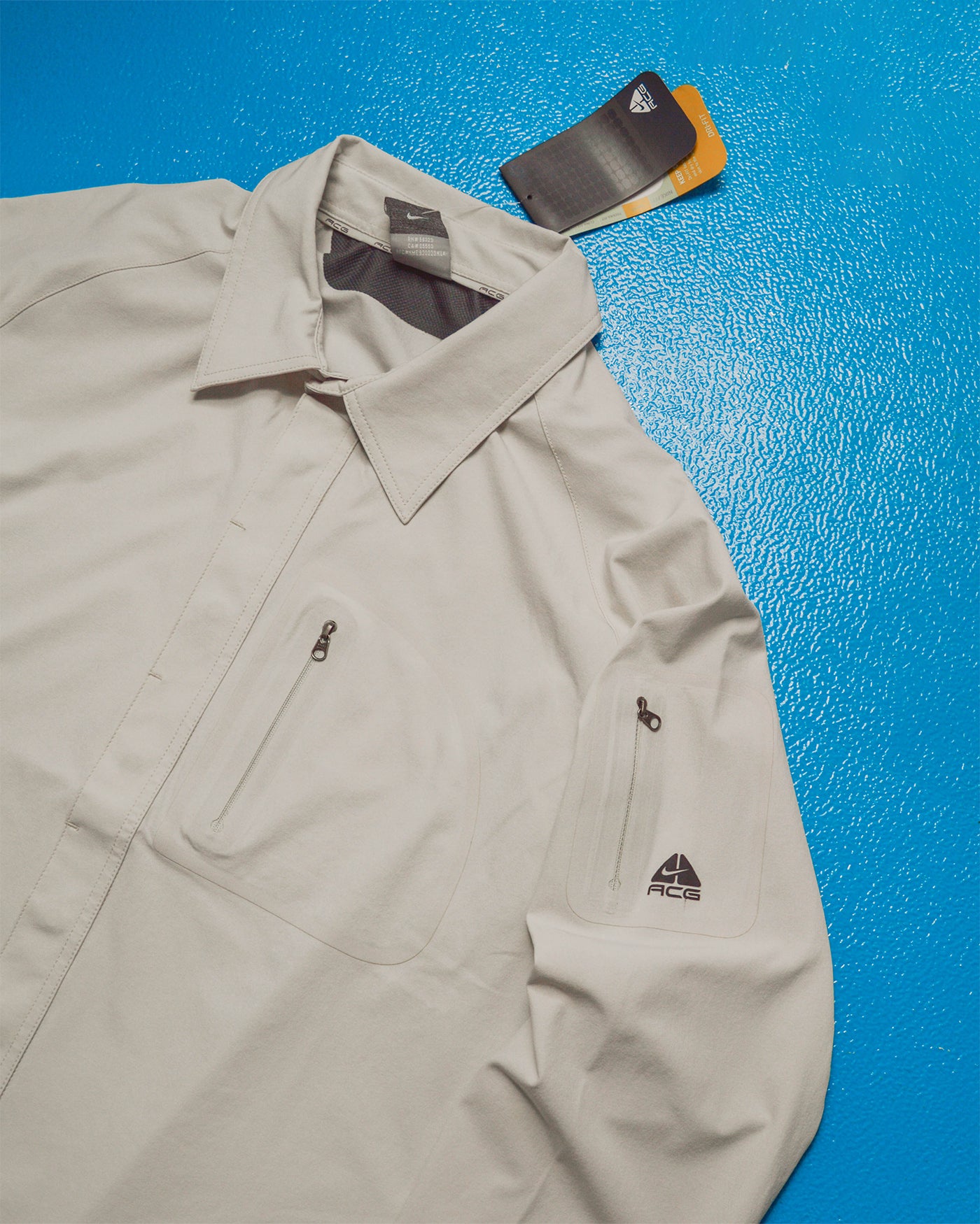 Fall 2005 Dri-Fit Cream Panelled Pocket Shirt (M)