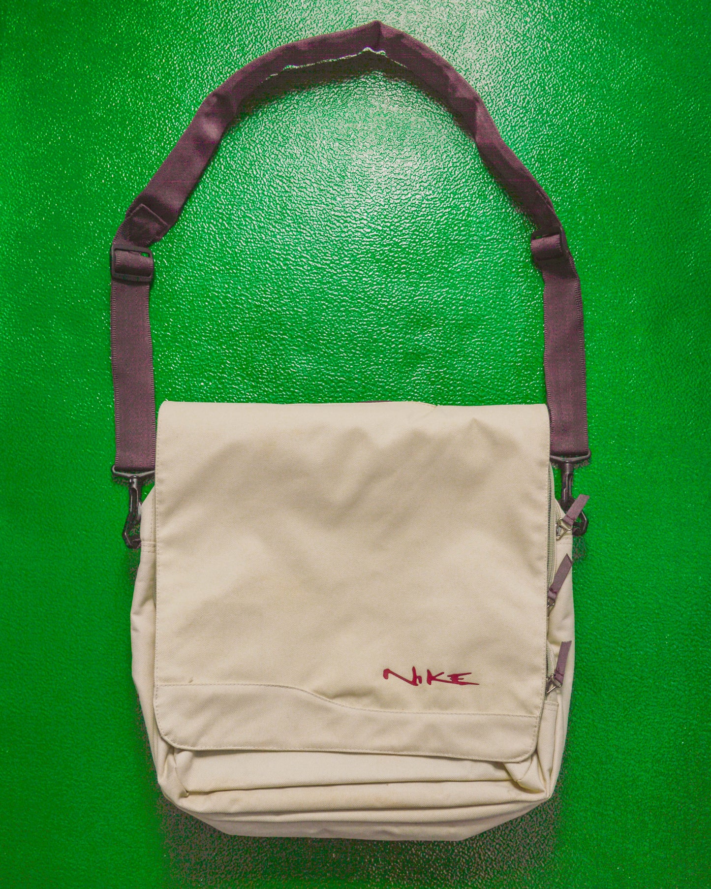 Fall 2000 Hidden 3-d Compartment Cream  Muted Burgundy Messenger Bag (OS)