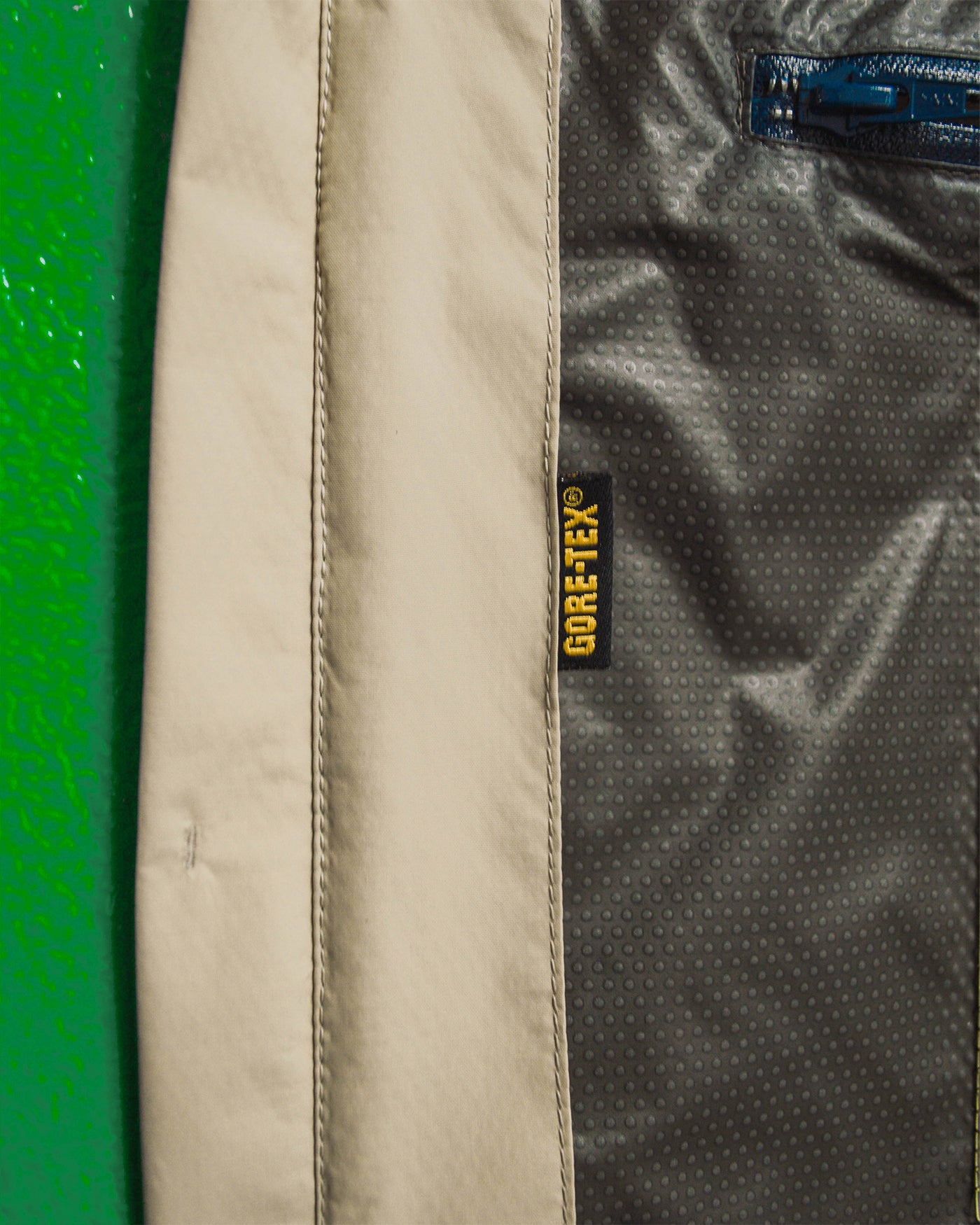 Sport Gore-Tex Beige Packable Short Jacket (M ~ L)