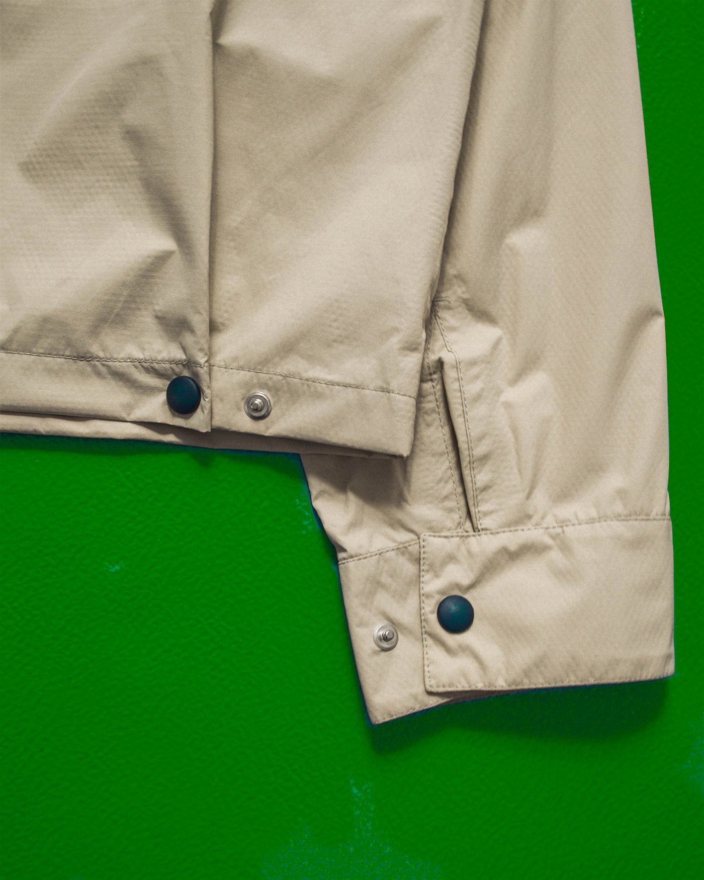Sport Gore-Tex Beige Packable Short Jacket (M ~ L)