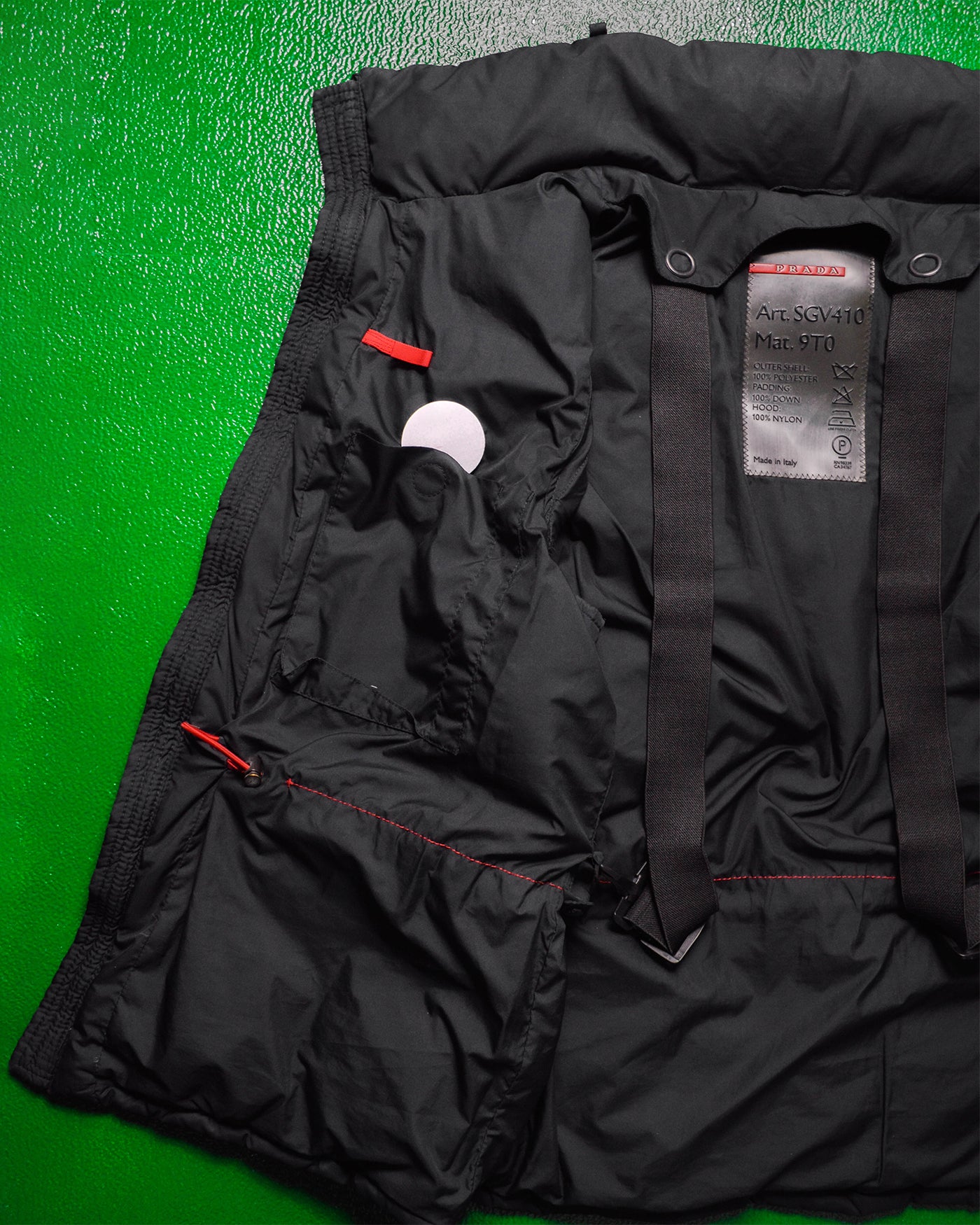 Sport Black Technical Nylon Square Quilted Gilet / Vest w. Backpack Straps (~L~)
