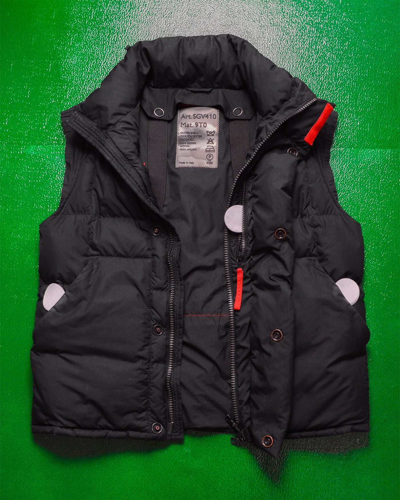 Sport Black Technical Nylon Square Quilted Gilet / Vest w. Backpack Straps (~L~)