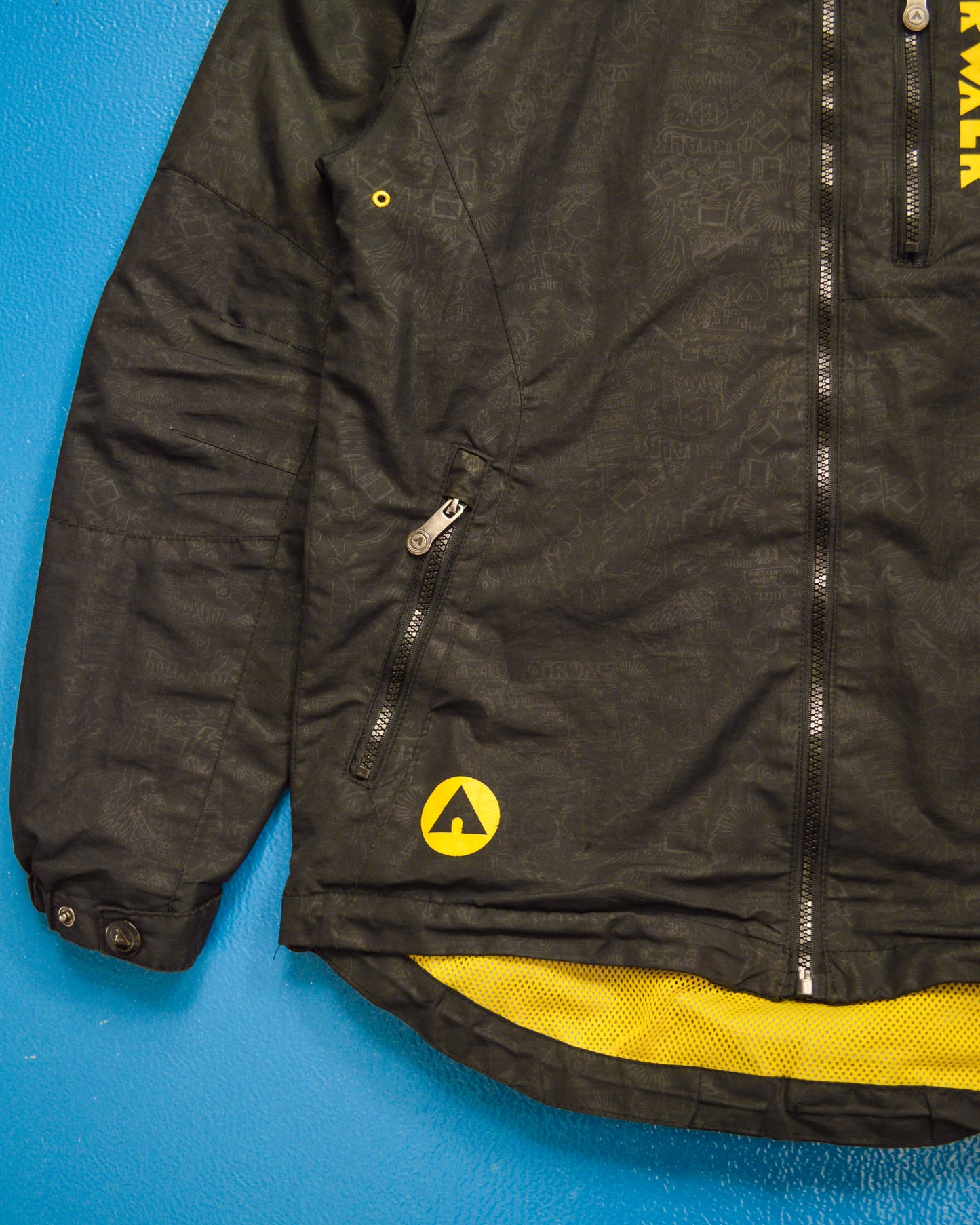 airwalk explorer goggle jacket Airwalk Tonal Pattern Black / Yellow Goggle Jacket (S) – shop.allenreji