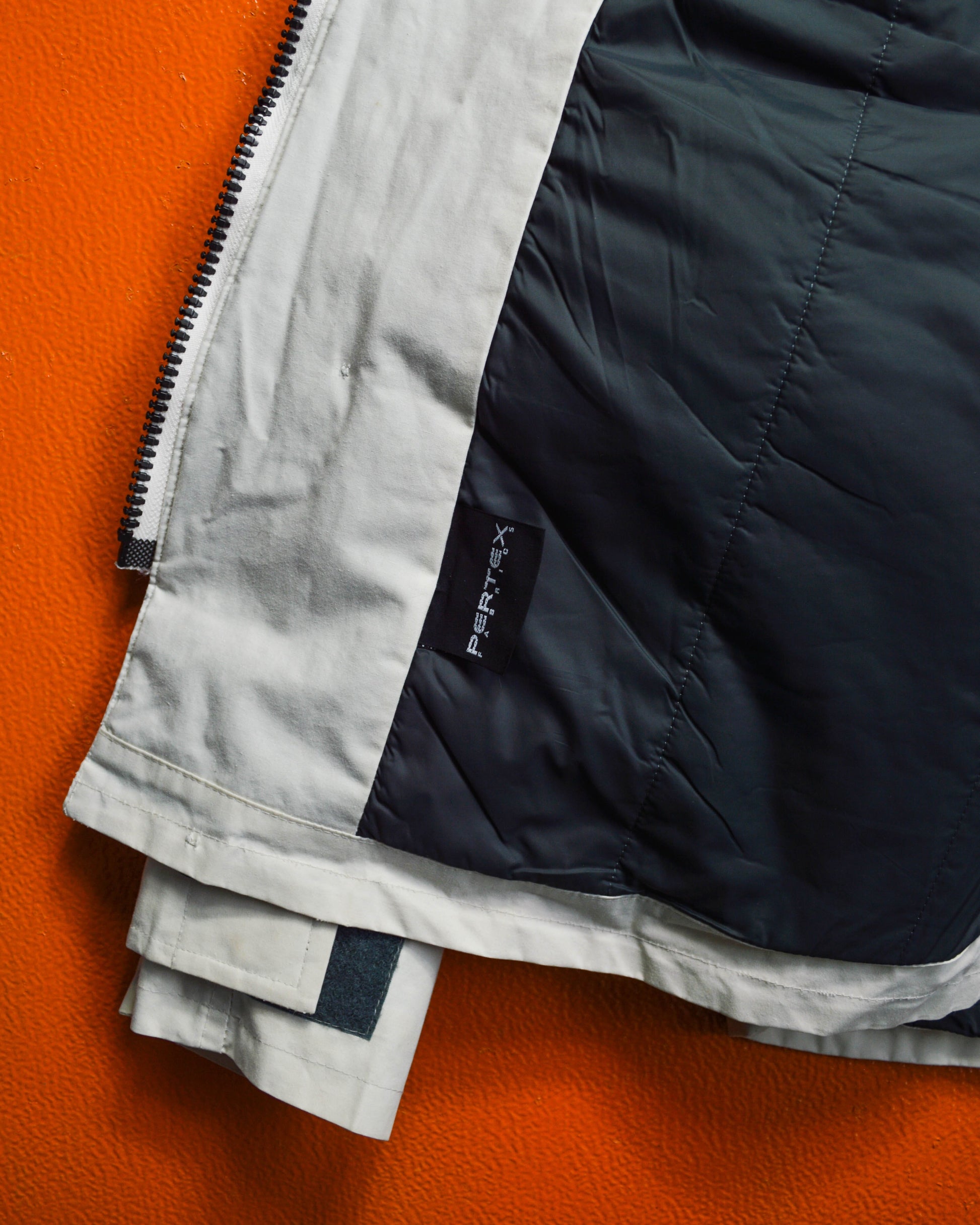 Griffin Cream 3-D Cargo Pertex Short Parka Jacket (L)