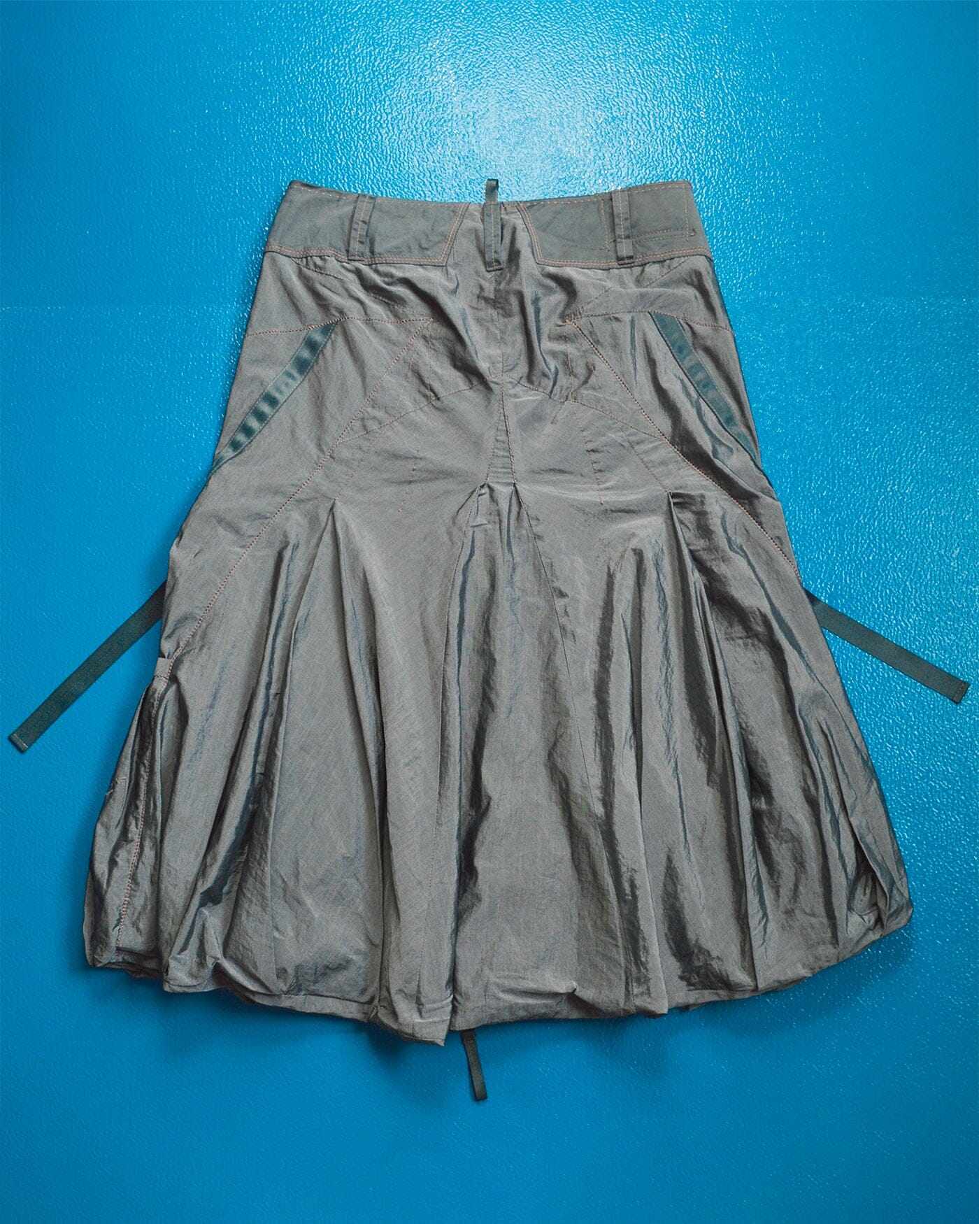 Marithe Francois Girbaud Early 2000s Futuristic Style Metallic Balloon Style Strap Cargo Skirt (S)