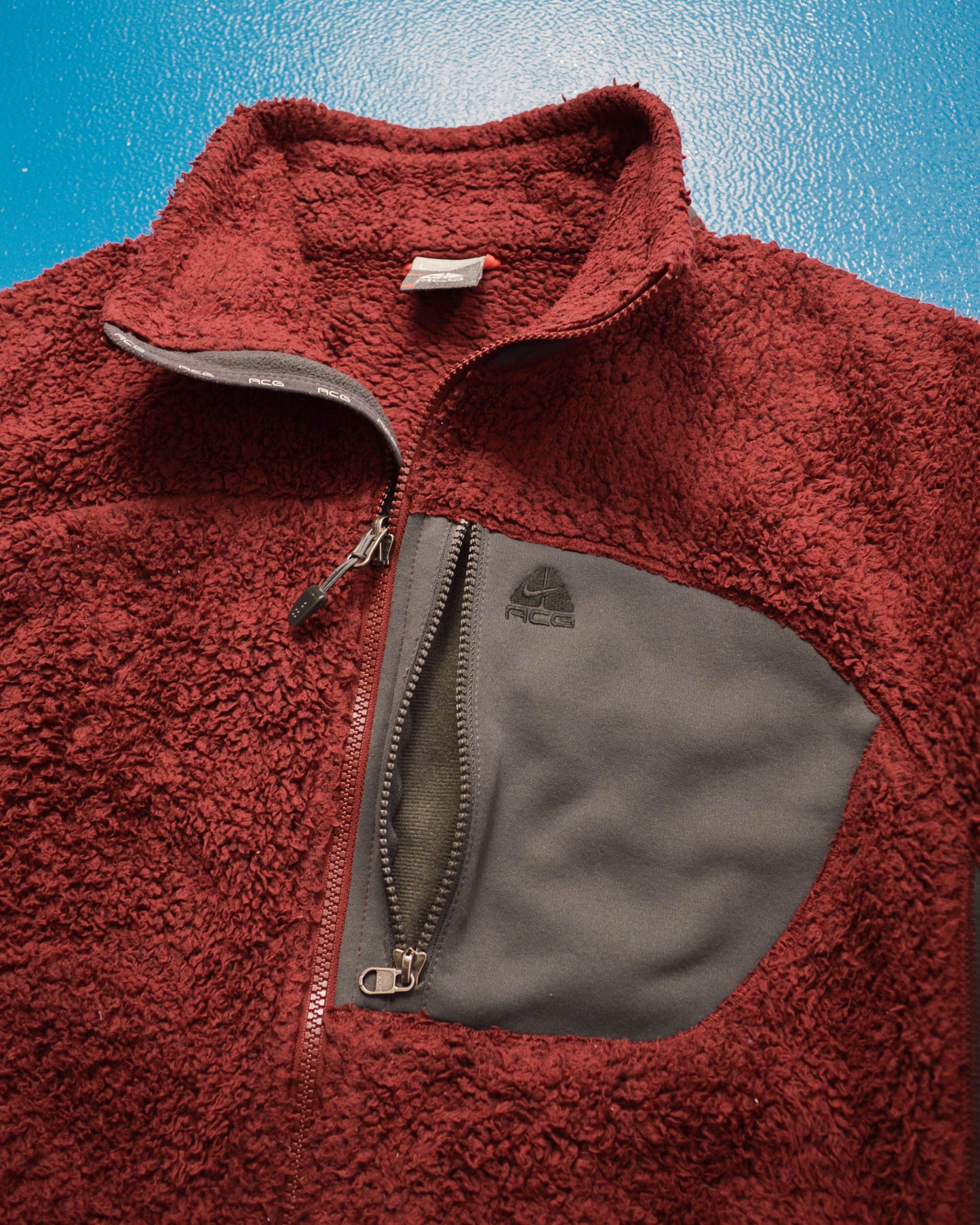 Nike ACG Panelled Deep Pile Burgundy Fleece Jacket (L)