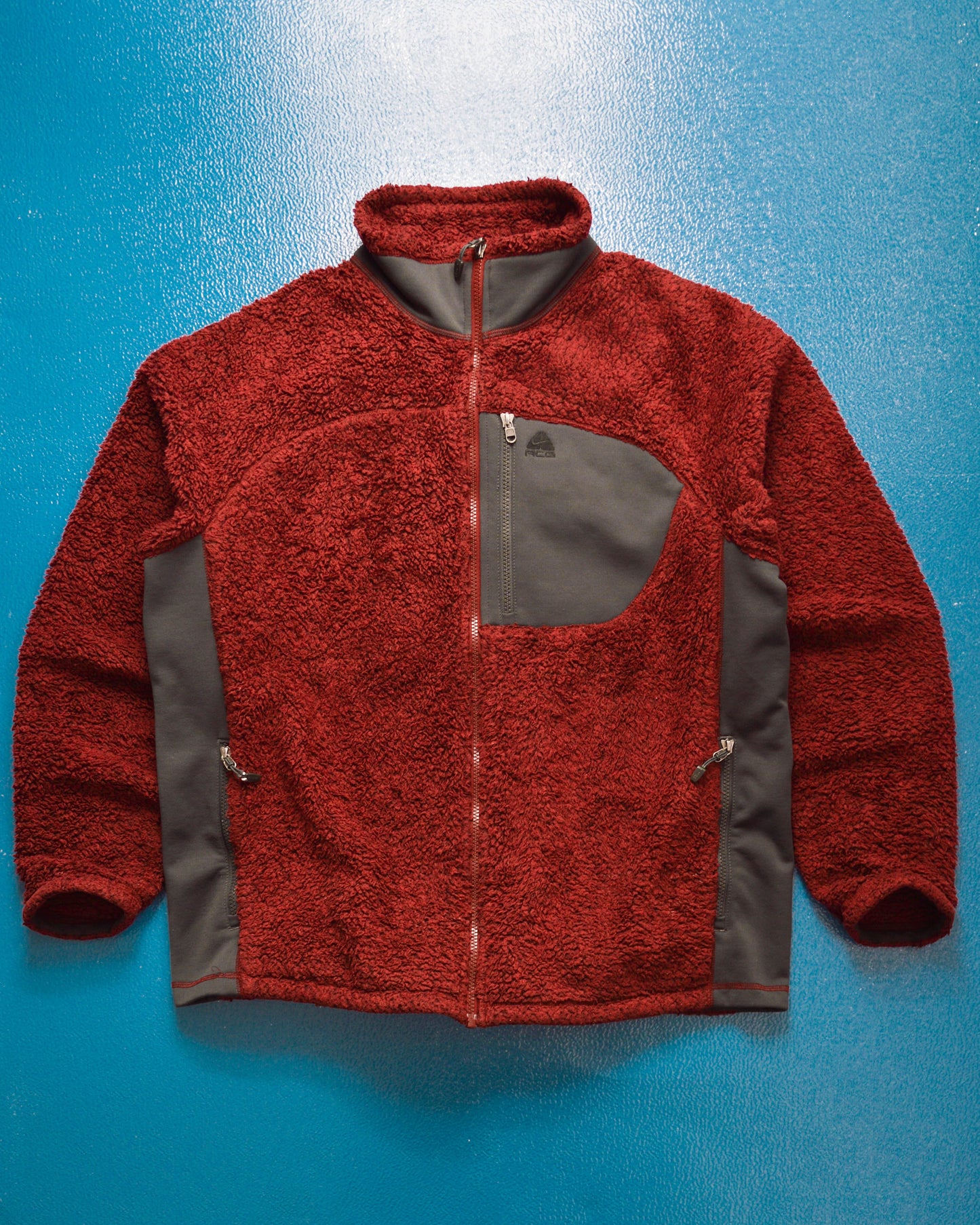 Nike ACG Panelled Deep Pile Burgundy Fleece Jacket (L)